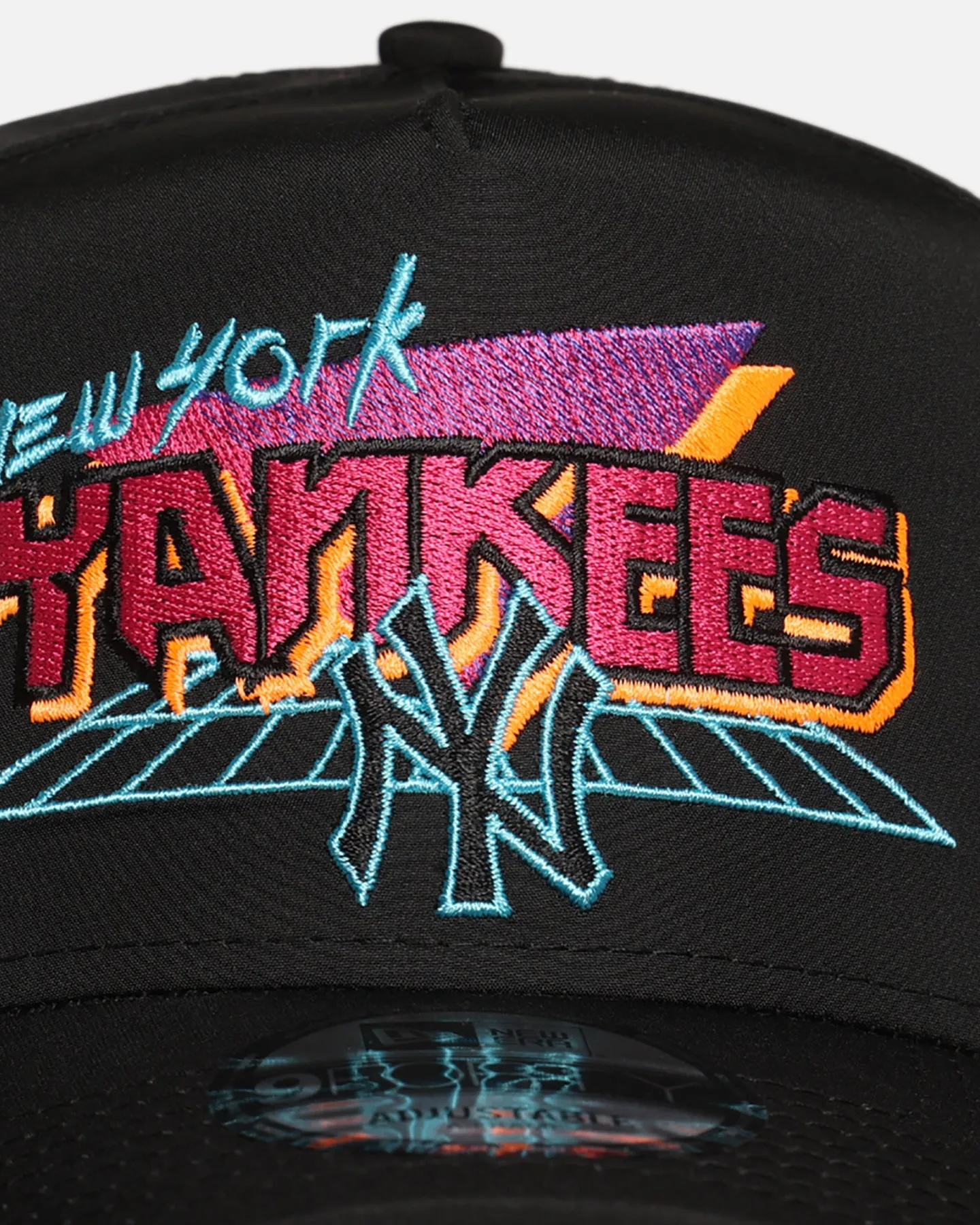 New Era New York Yankees 'Retro Arcade' 9FORTY A-Frame Snapback Black sold by Culture Kings product image thumbnail 5