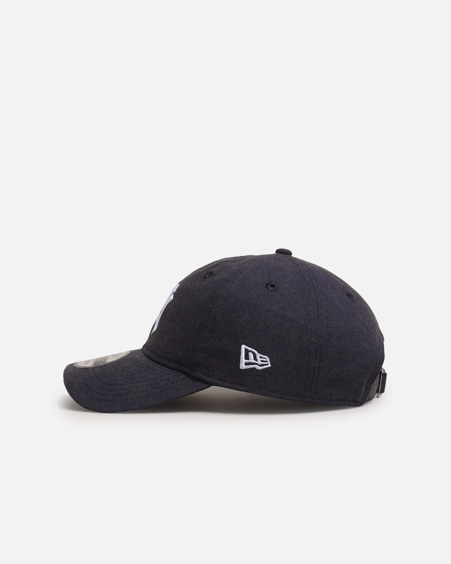 New Era New York Yankees 'Vintage Canvas' 9TWENTY Strapback Washed Navy sold by Culture Kings product image thumbnail 4