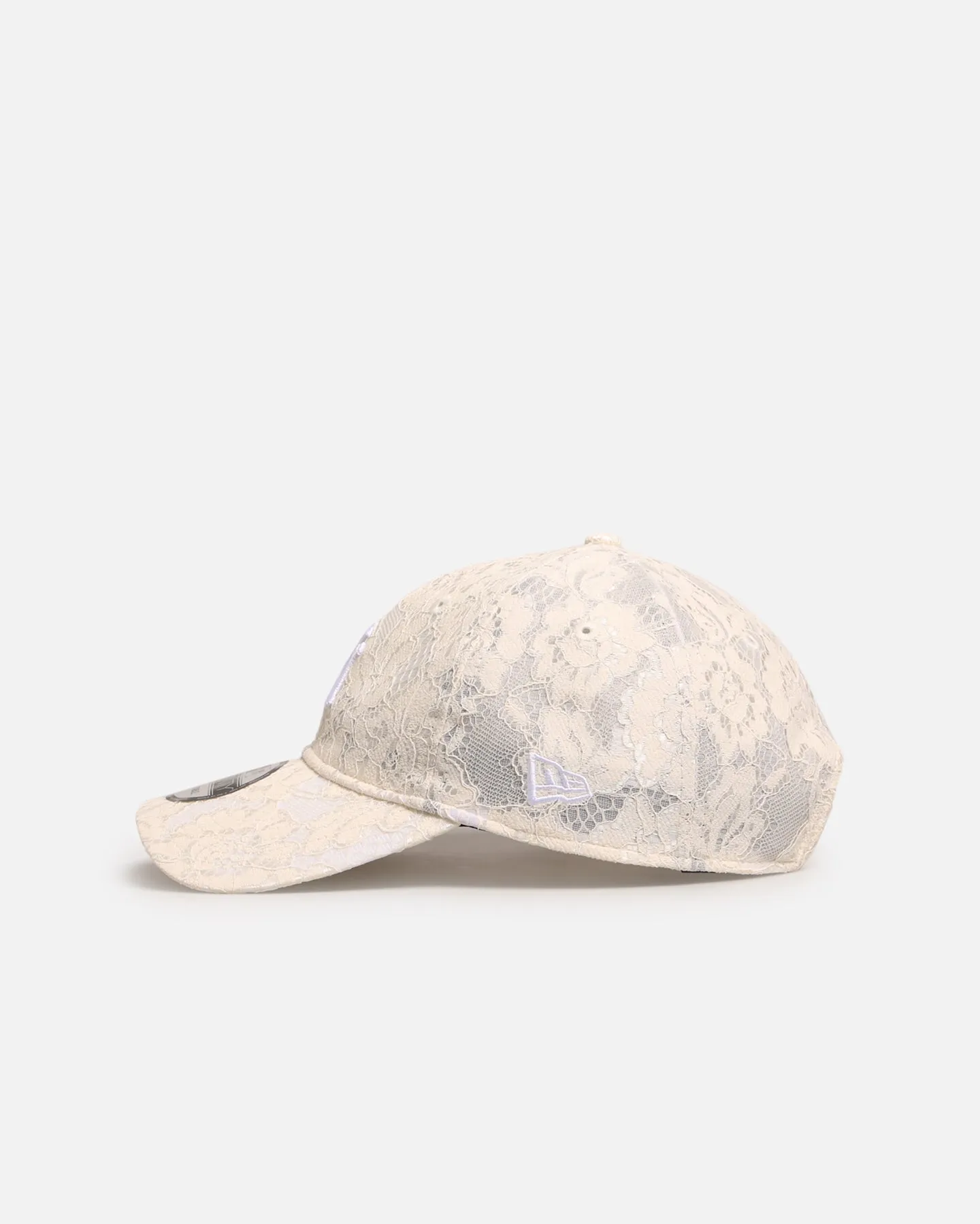 New Era New York Yankees 'Ivory Lace' 9TWENTY Strapback Ivory sold by Culture Kings product image thumbnail 4