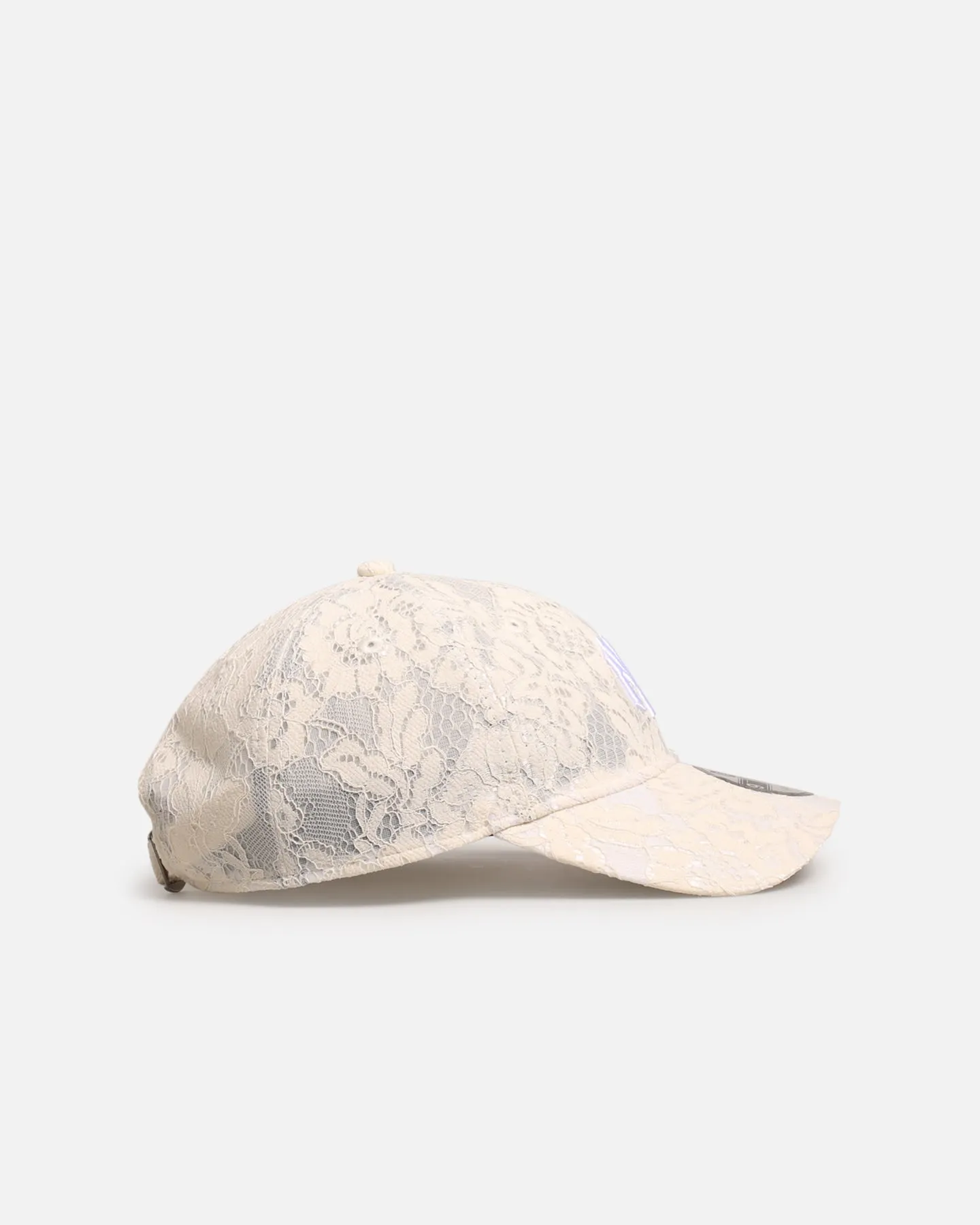 New Era New York Yankees 'Ivory Lace' 9TWENTY Strapback Ivory sold by Culture Kings product image thumbnail 3