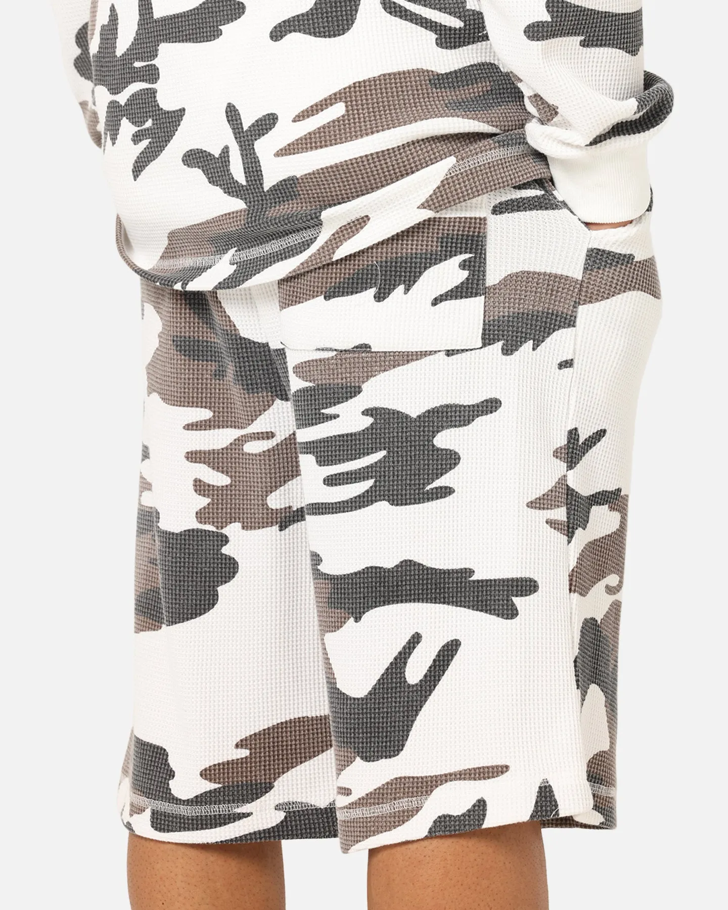 XXIII Printed Thermal Shorts Snow Camo sold by Culture Kings product image thumbnail 4