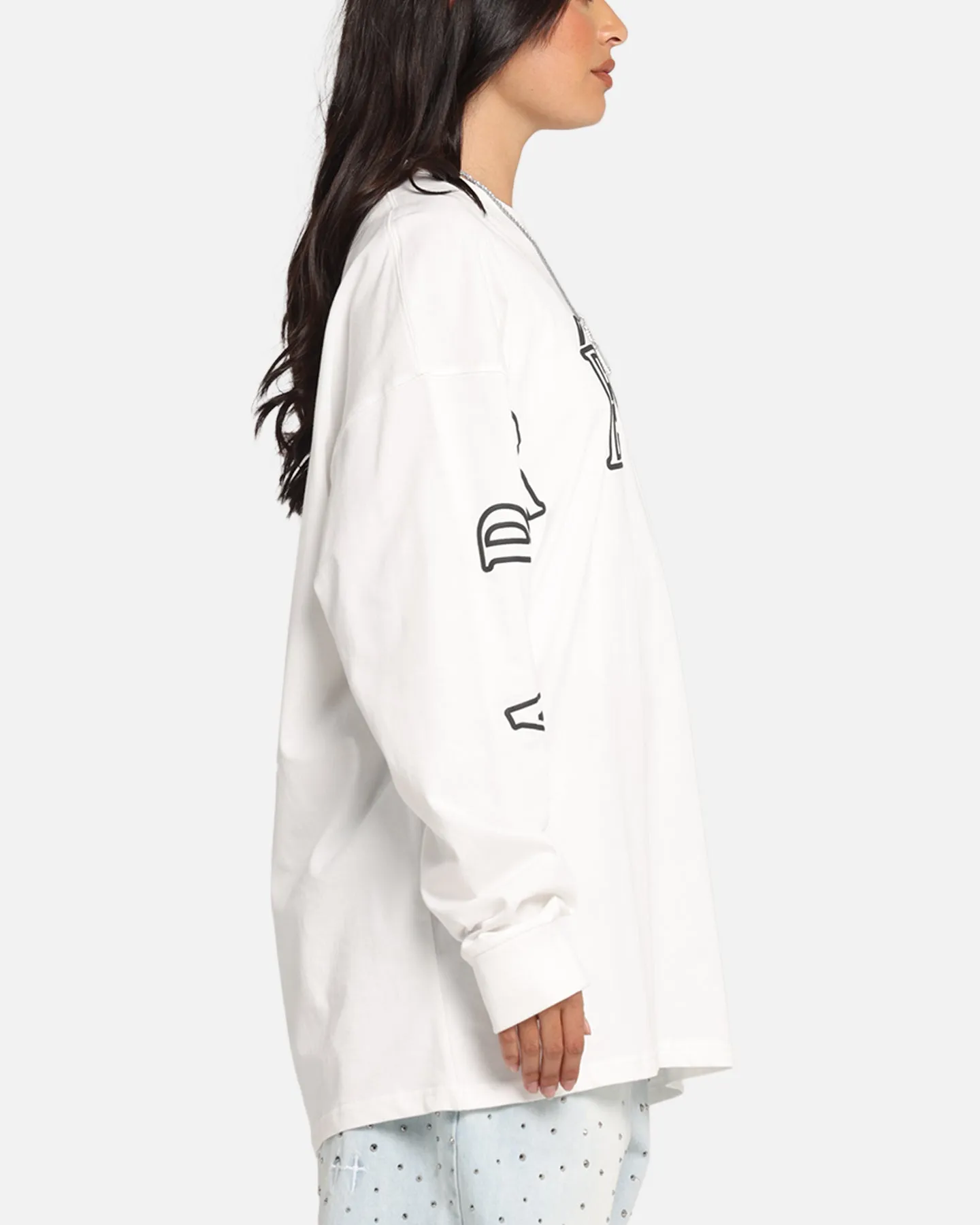 Carre Global Oversized Long Sleeve T-Shirt Off White sold by Culture Kings product image thumbnail 4