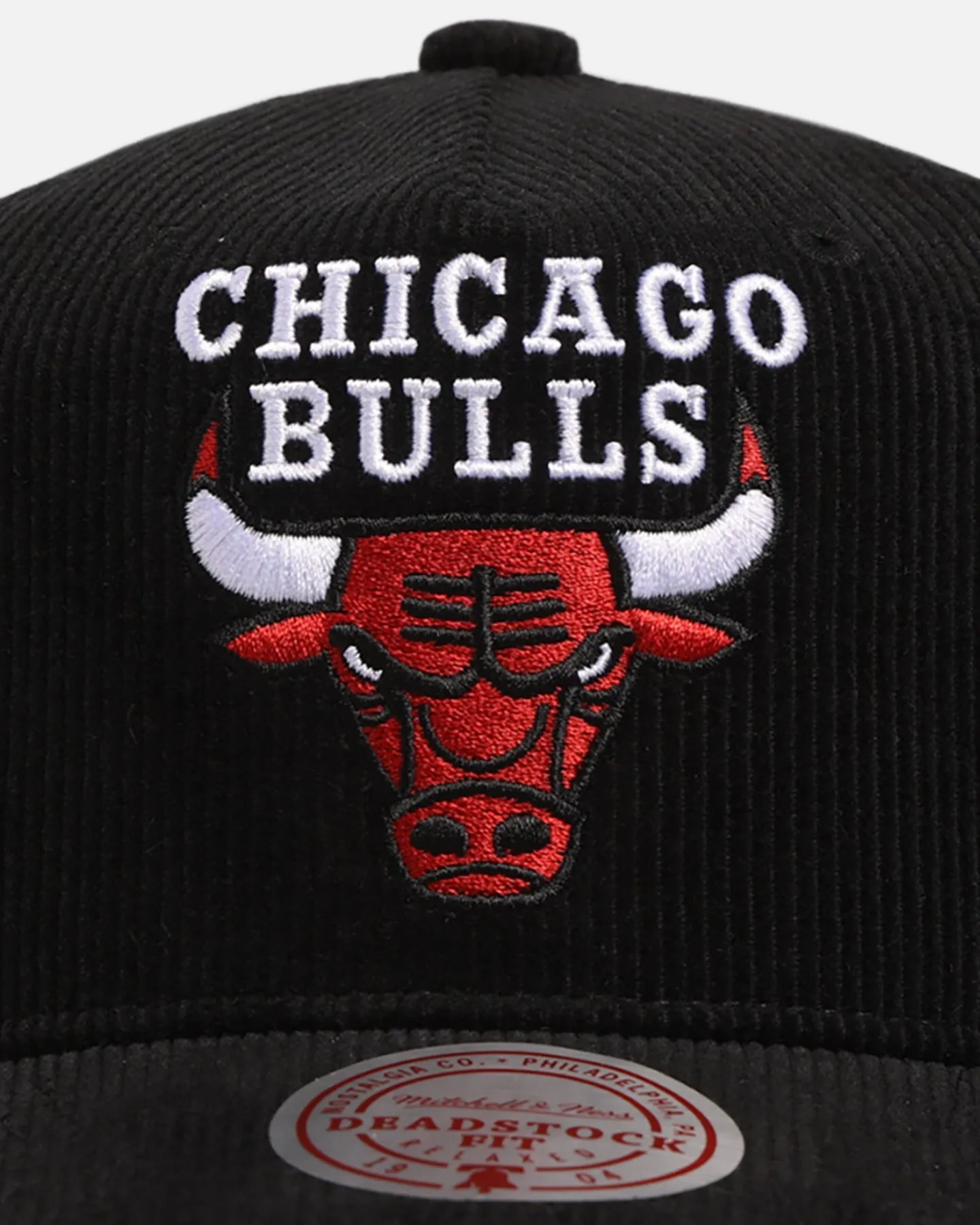 Mitchell & Ness Chicago Bulls 'Retro' Deadstock Corduroy Snapback Black sold by Culture Kings product image thumbnail 5