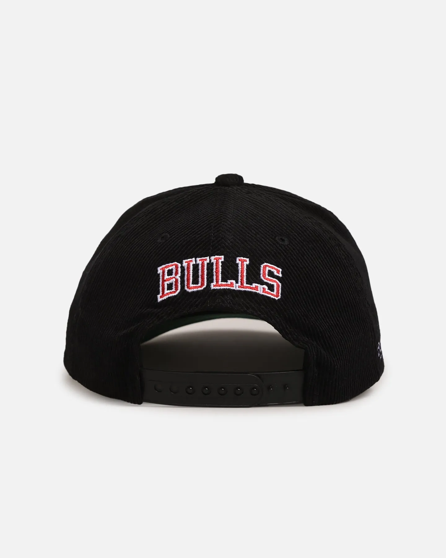 Mitchell & Ness Chicago Bulls 'Retro' Deadstock Corduroy Snapback Black sold by Culture Kings product image thumbnail 2