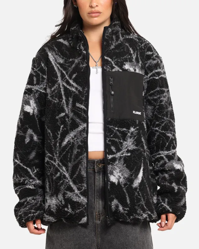X-Large Camo Reversible Sherpa Jacket Black made by Culture Kings