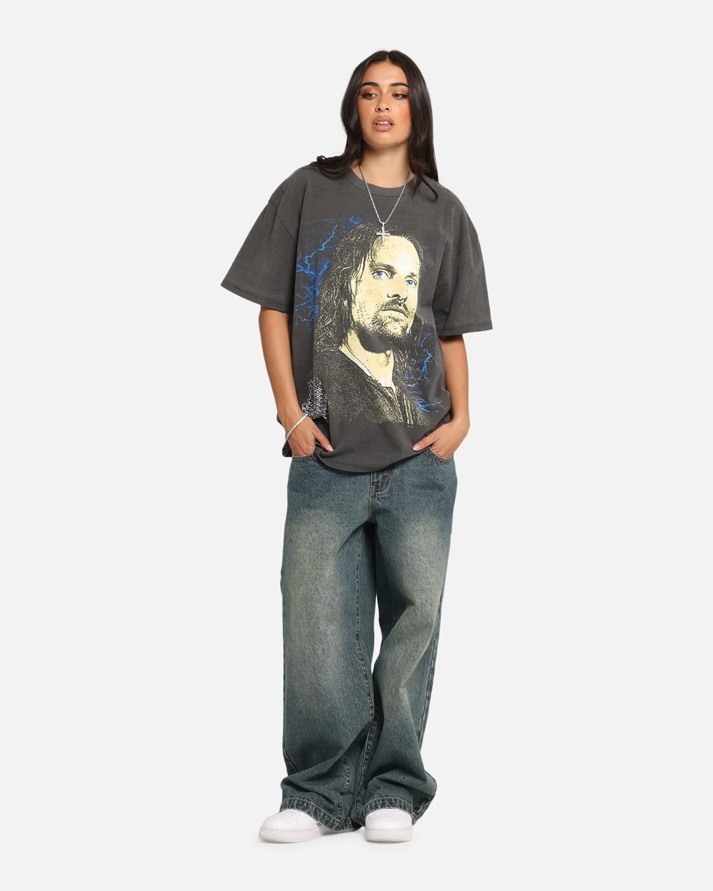 American Thrift X The Lord Of The Ring Aragorn Heavy T-Shirt Black Wash sold by Culture Kings product image thumbnail 4