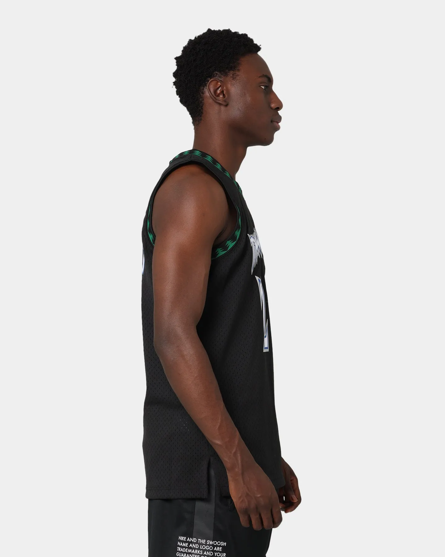Mitchell & Ness Minnesota Timberwolves Kevin Garnett #21 ALT '97-'98 Swingman Jersey Black sold by Culture Kings product image thumbnail 5