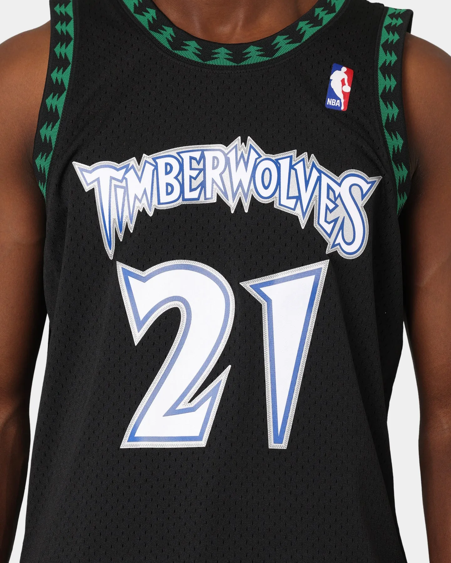 Mitchell & Ness Minnesota Timberwolves Kevin Garnett #21 ALT '97-'98 Swingman Jersey Black sold by Culture Kings product image thumbnail 3