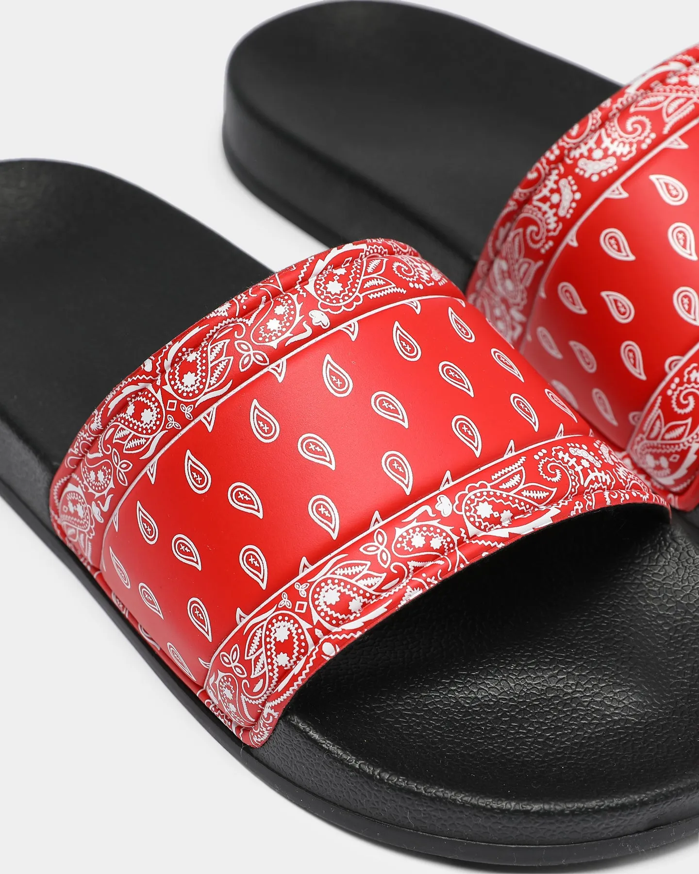 73Studio Bandana Slide Black/Red sold by Culture Kings product image thumbnail 5
