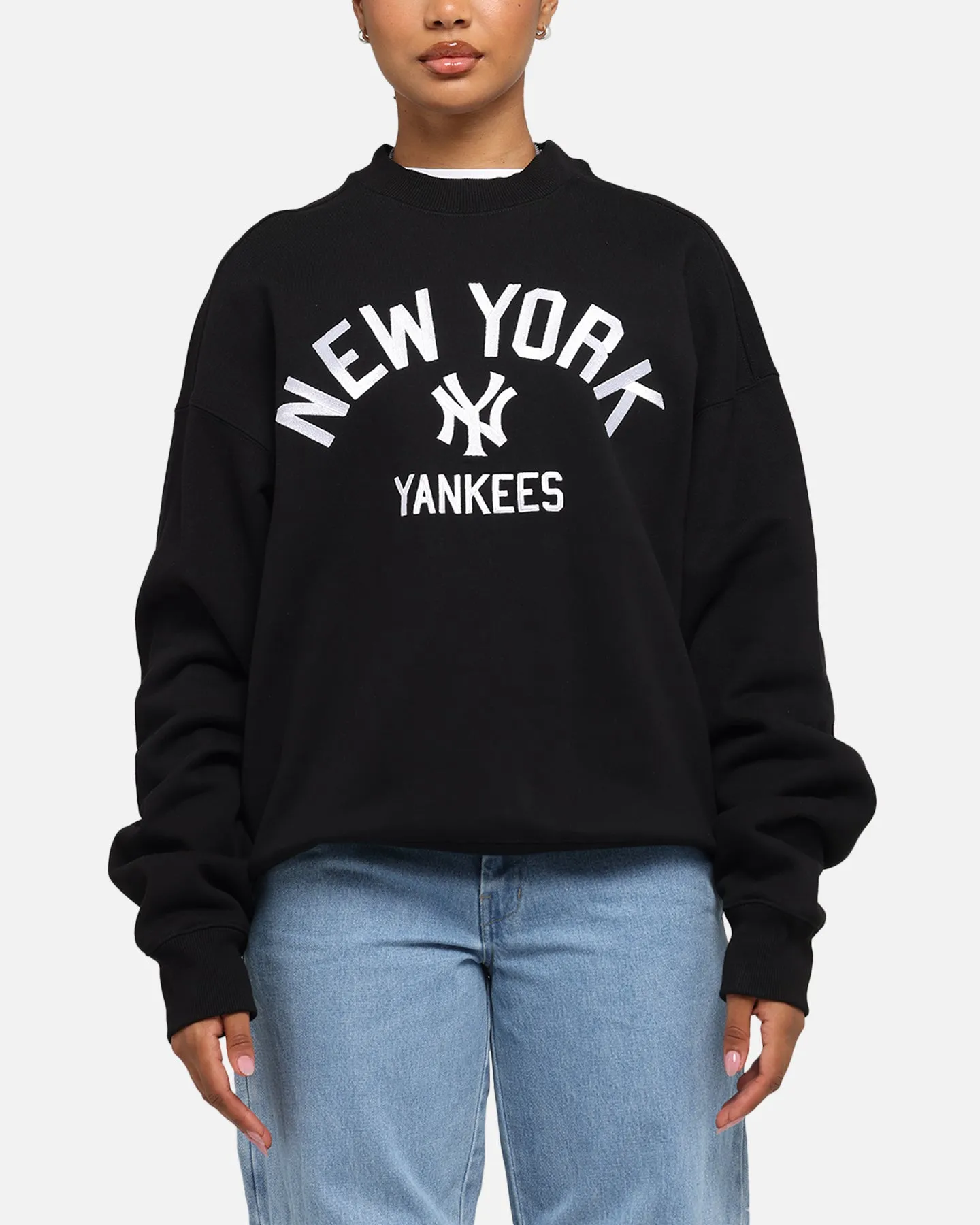 Majestic Athletic New York Yankees Arch Boxy Crewneck Black sold by Culture Kings