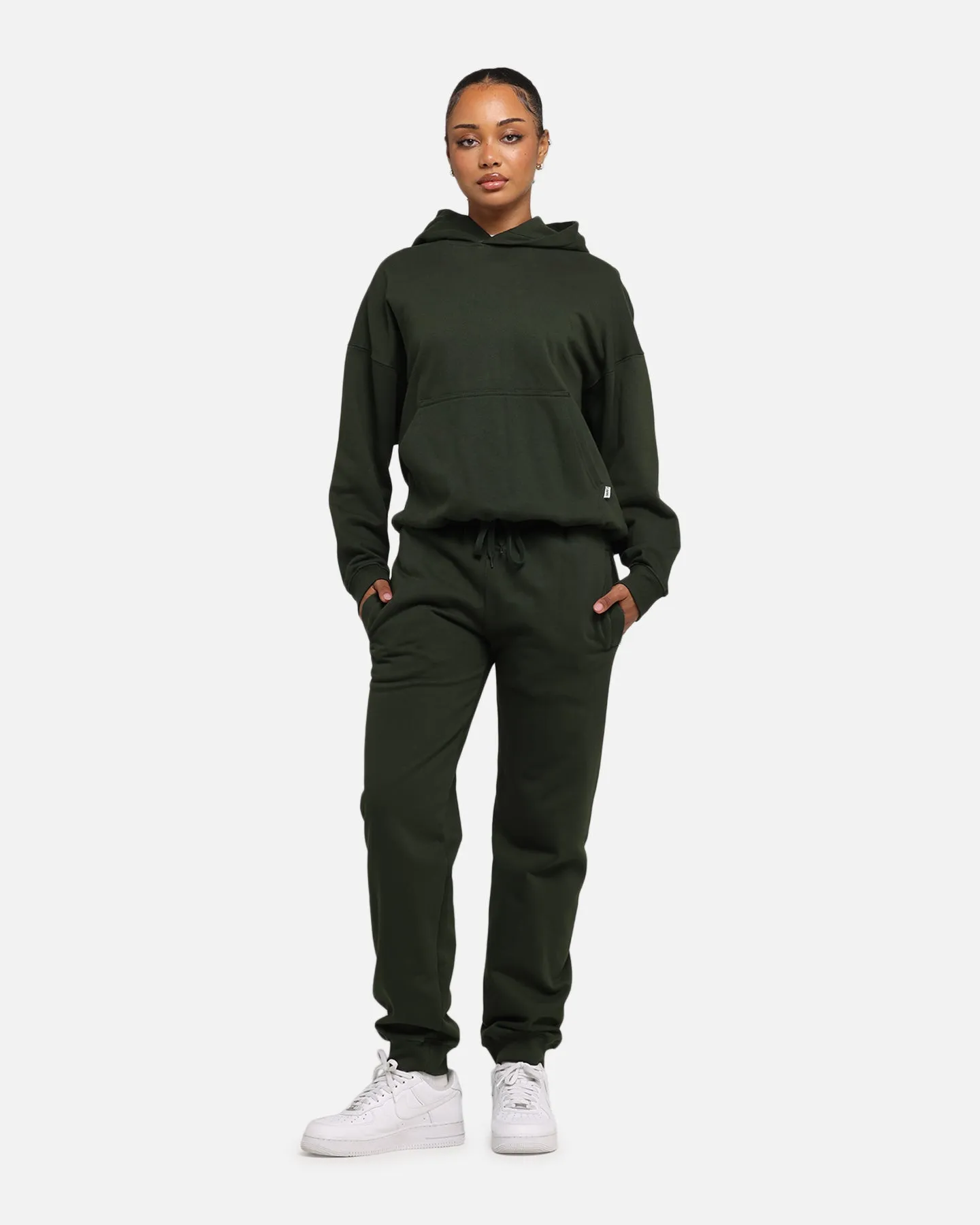 Carré Blanc Sweatpants Dark Green sold by Culture Kings product image thumbnail 2