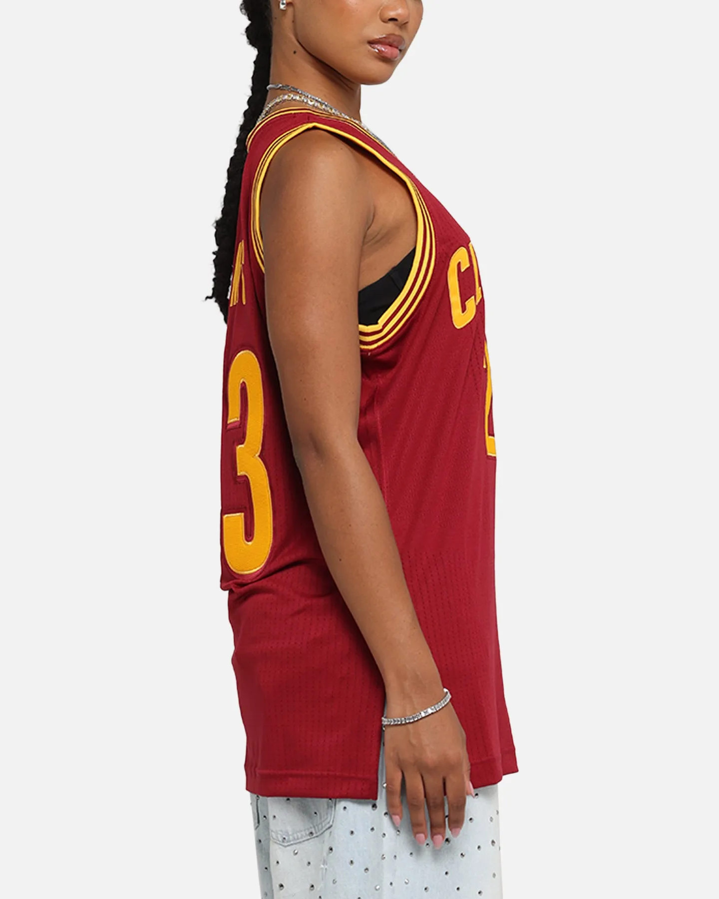 Mitchell & Ness Cleveland Cavaliers Lebron James 2015 Dark Jersey Burgundy sold by Culture Kings product image thumbnail 5