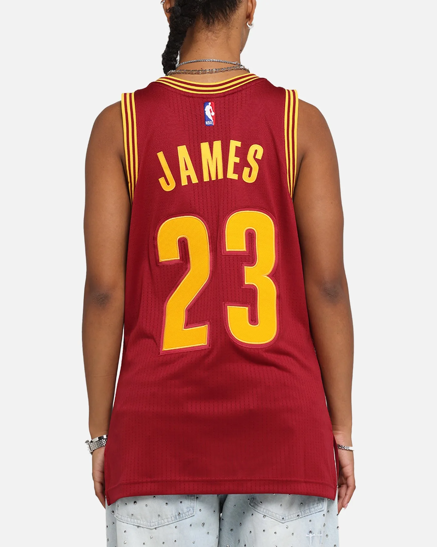 Mitchell & Ness Cleveland Cavaliers Lebron James 2015 Dark Jersey Burgundy sold by Culture Kings product image thumbnail 2