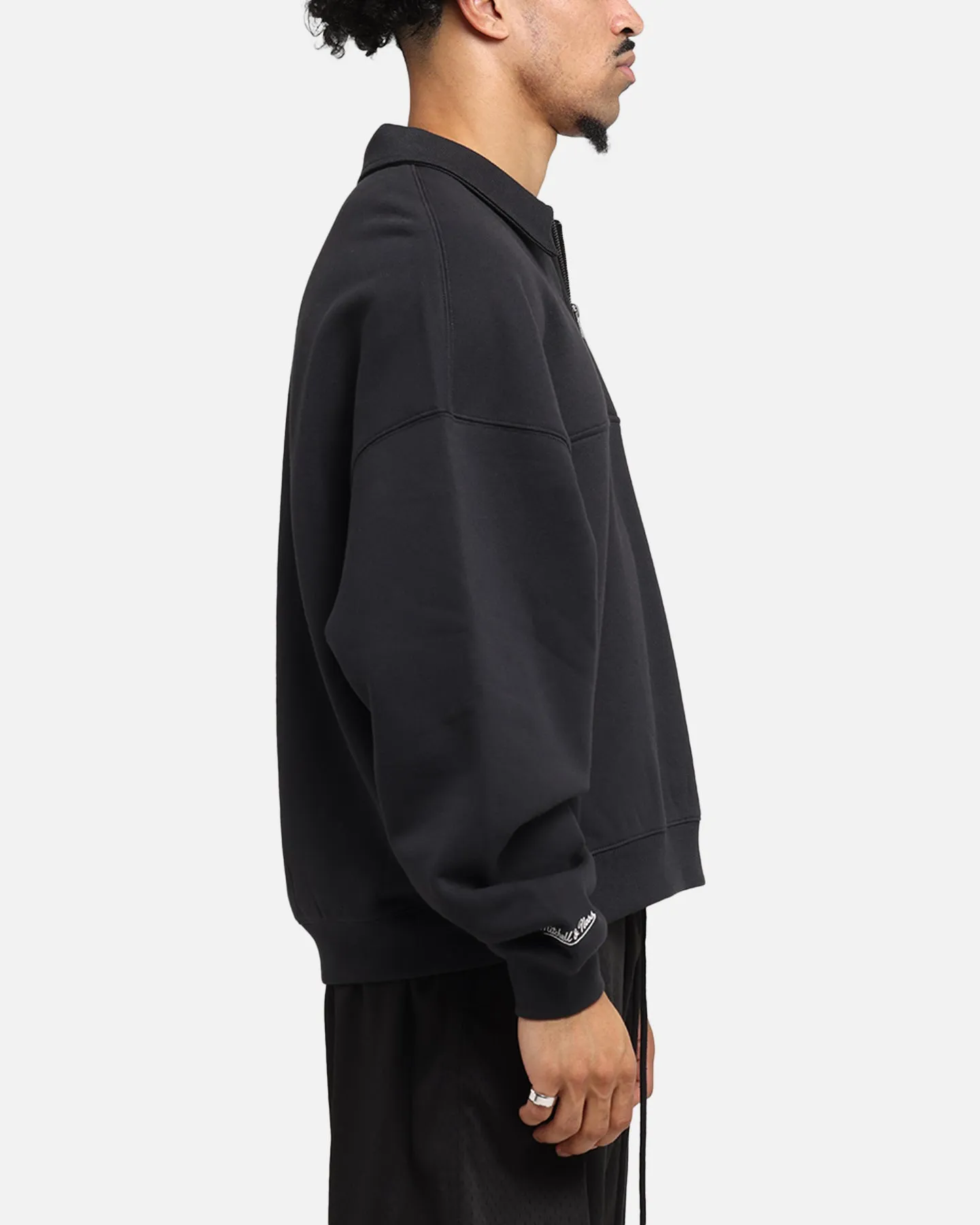 Mitchell & Ness New York Knicks Boxy Quarter Zip Crewneck Faded Black sold by Culture Kings product image thumbnail 4