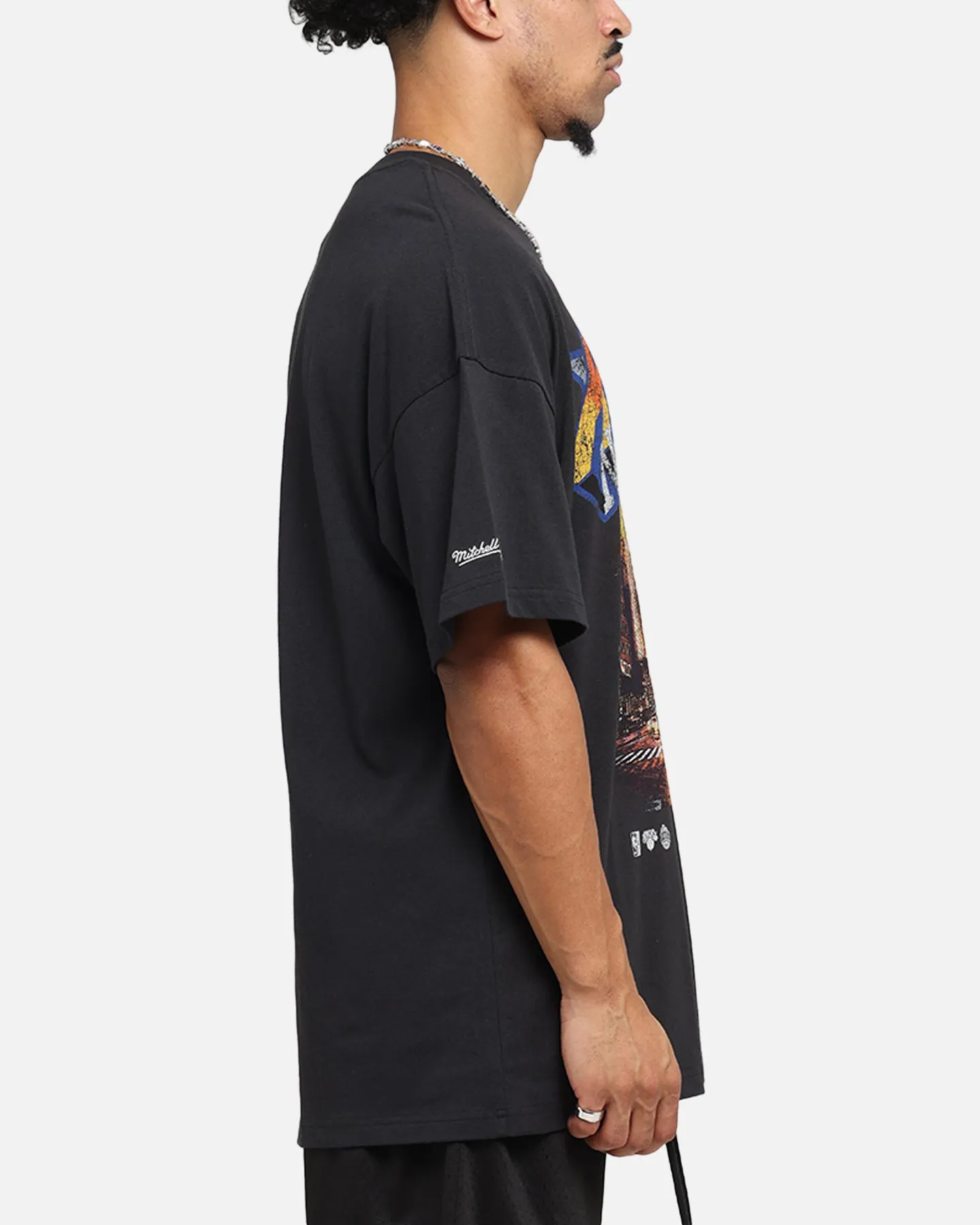 Mitchell & Ness New York Knicks The Garden T-Shirt Faded Black sold by Culture Kings product image thumbnail 4