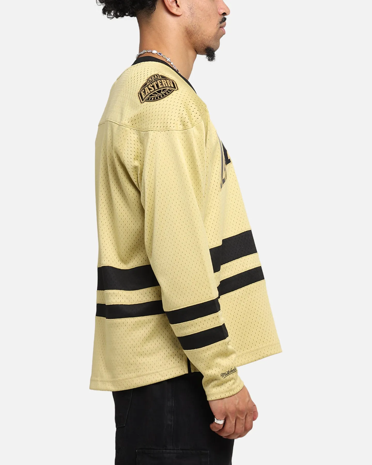 Mitchell & Ness Los Angeles Lakers Chrome Jersey Khaki sold by Culture Kings product image thumbnail 4