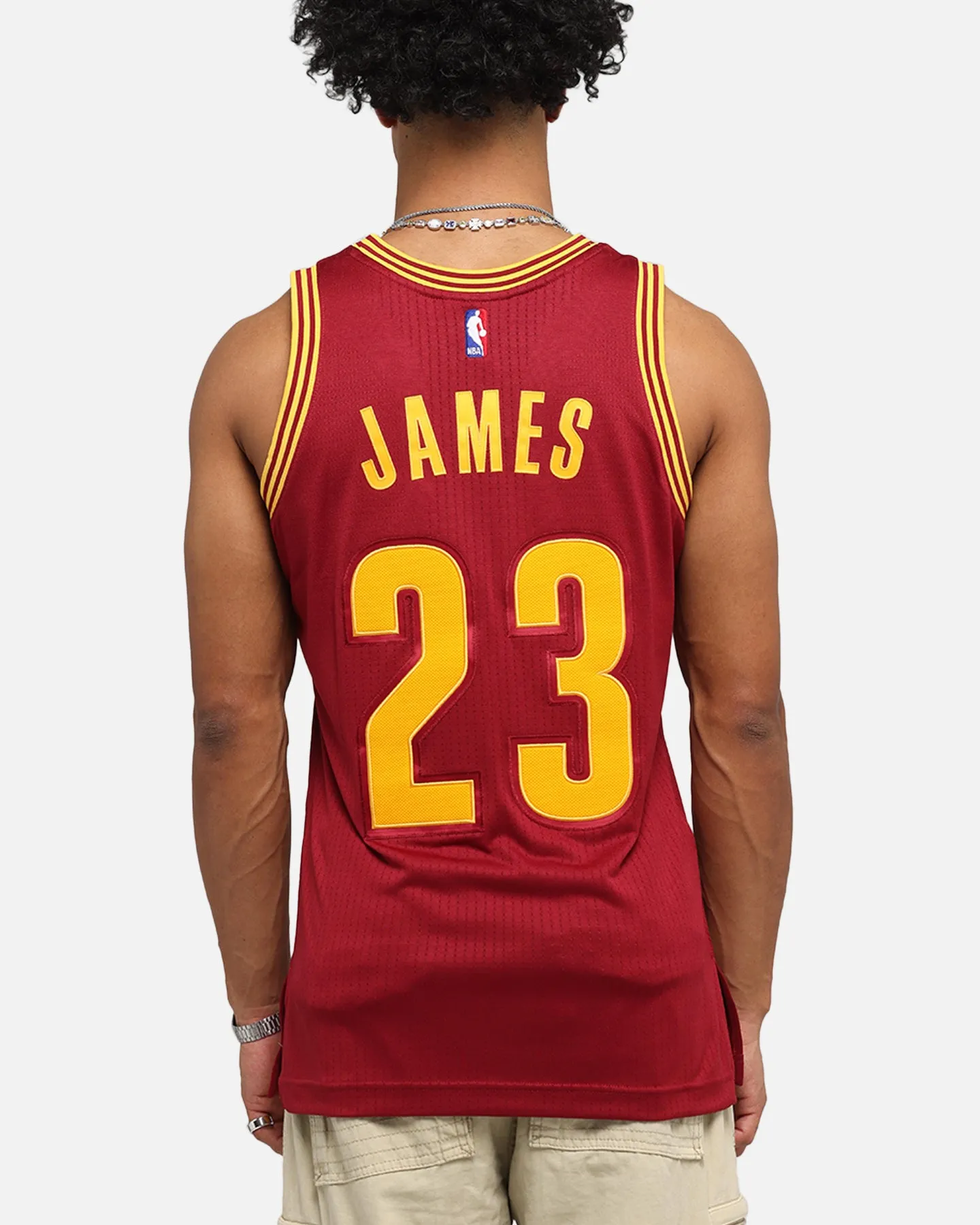 Mitchell & Ness Cleveland Cavaliers Lebron James 2015 Dark Jersey Burgundy sold by Culture Kings product image thumbnail 2