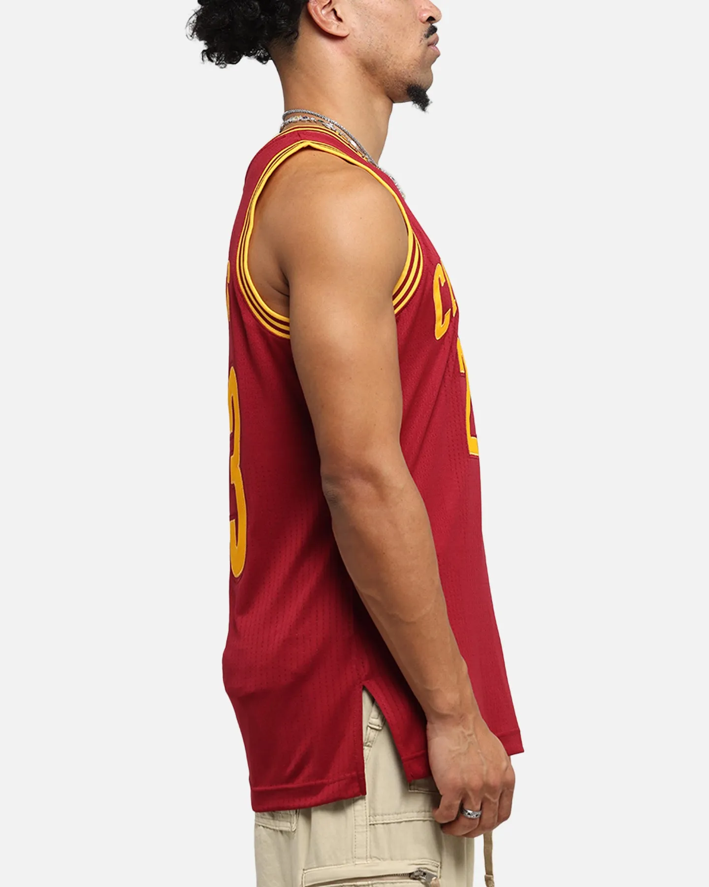 Mitchell & Ness Cleveland Cavaliers Lebron James 2015 Dark Jersey Burgundy sold by Culture Kings product image thumbnail 5