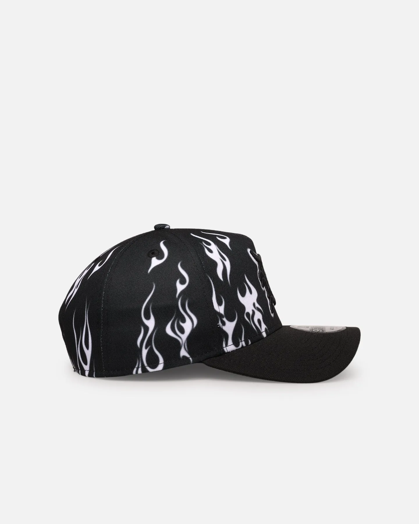 New Era Detroit Tigers 'Crown Flames' 9OFRTY A-Frame Snapback Black/White sold by Culture Kings product image thumbnail 3