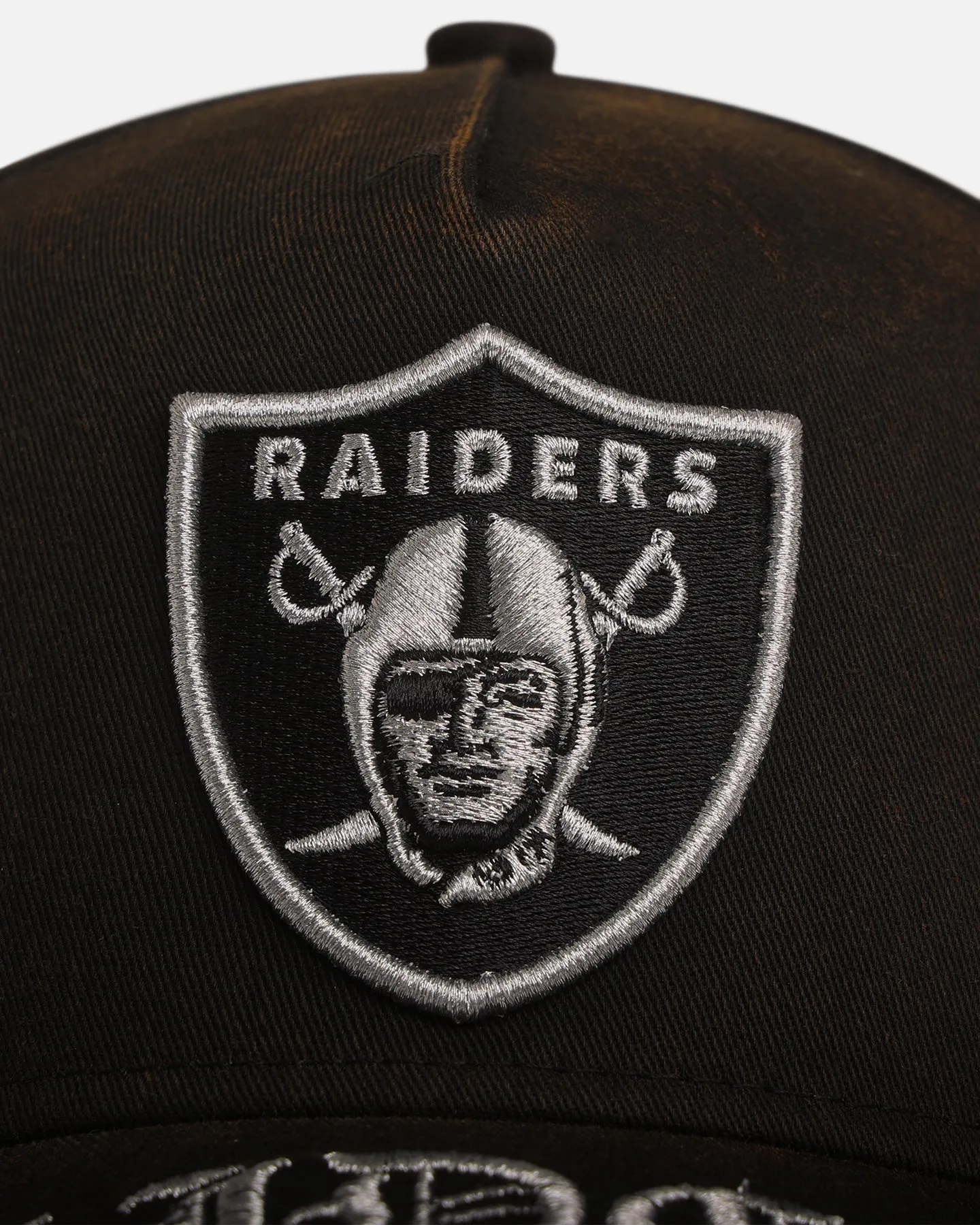 New Era Las Vegas Raiders 'Washed Gothic Visor' 9OFRTY A-Frame Snapback Black sold by Culture Kings product image thumbnail 5