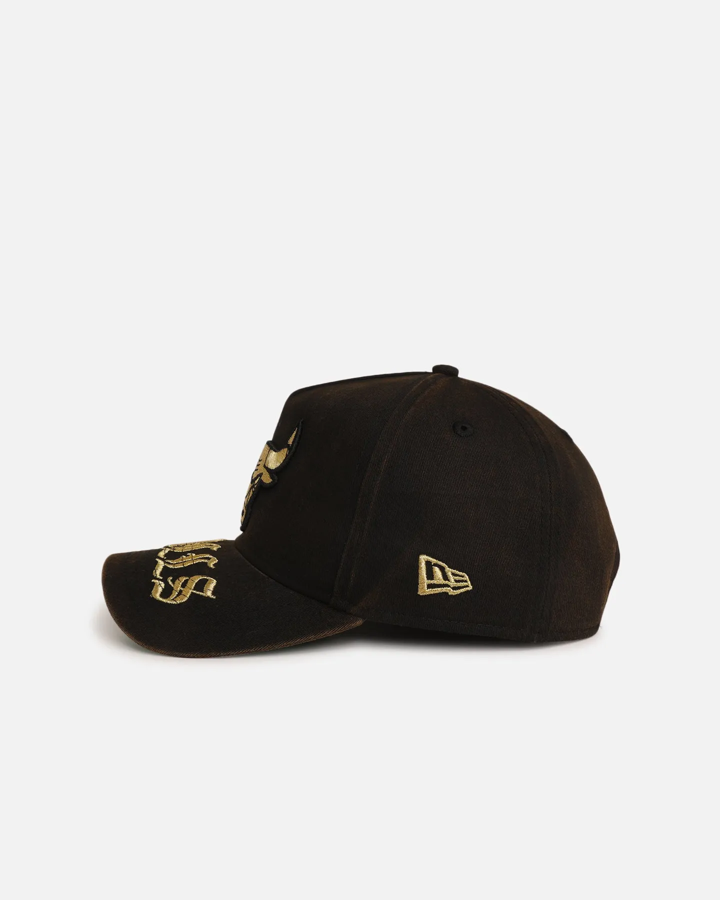 New Era Chicago Bulls 'Washed Gothic Visor' 9OFRTY A-Frame Snapback Black sold by Culture Kings product image thumbnail 4
