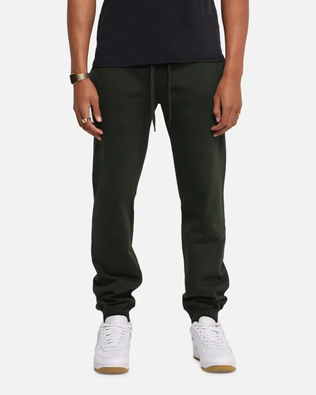 Carré Blanc Sweatpants Dark Green made by Culture Kings