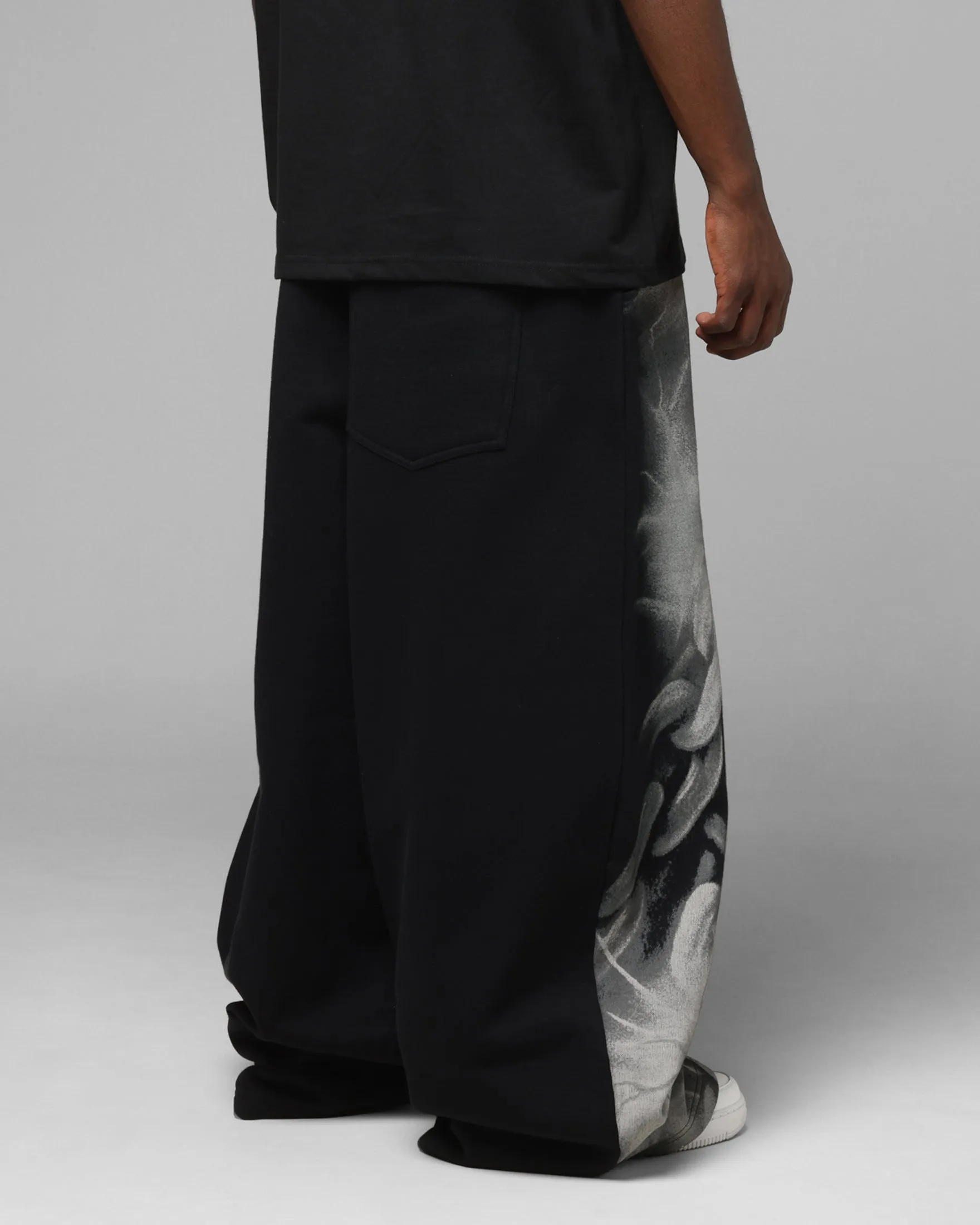 Loiter Airbrush Sweatpants Black sold by Culture Kings product image thumbnail 5