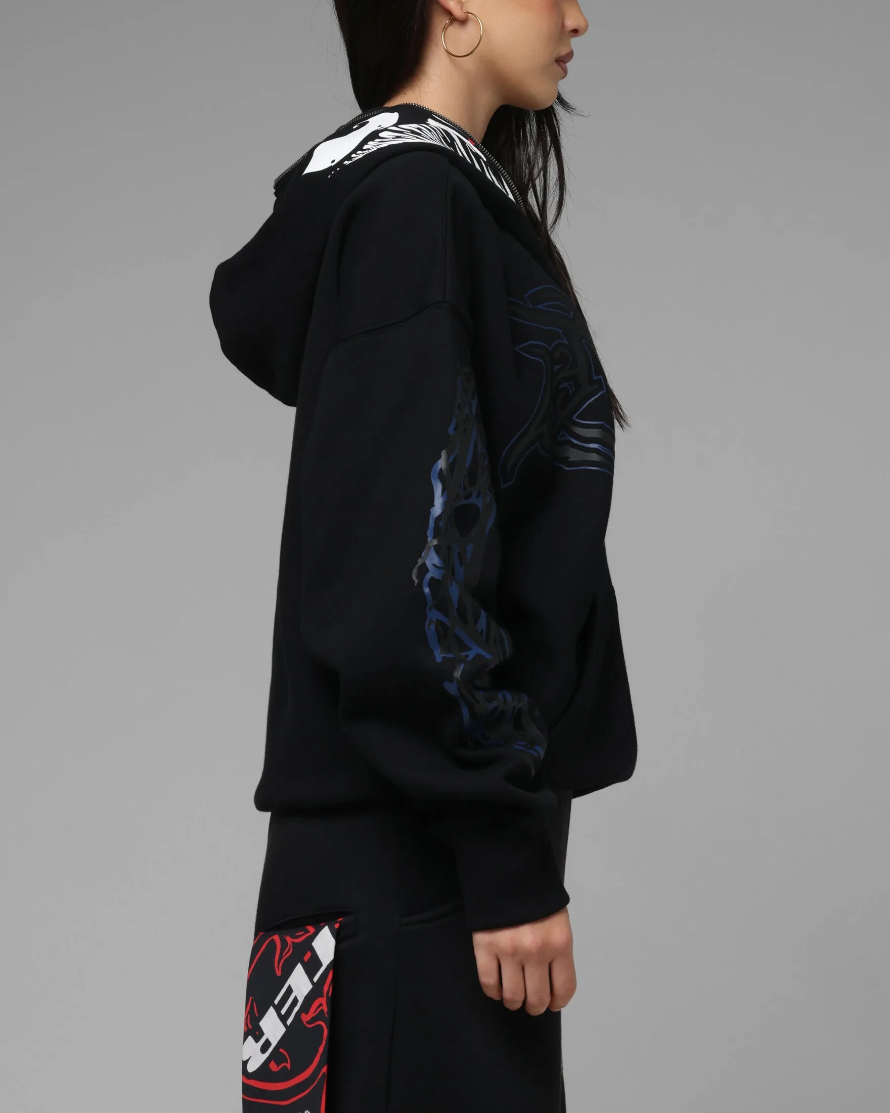 Loiter Marvel Venom Zip Through Hoodie Black sold by Culture Kings product image thumbnail 4