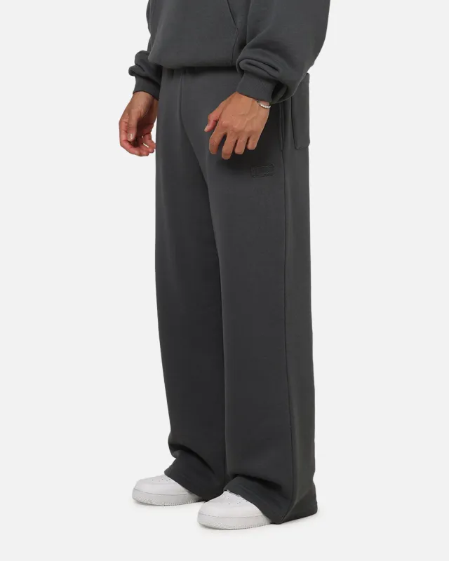 Carre Archive Trackpants Charcoal made by Culture Kings