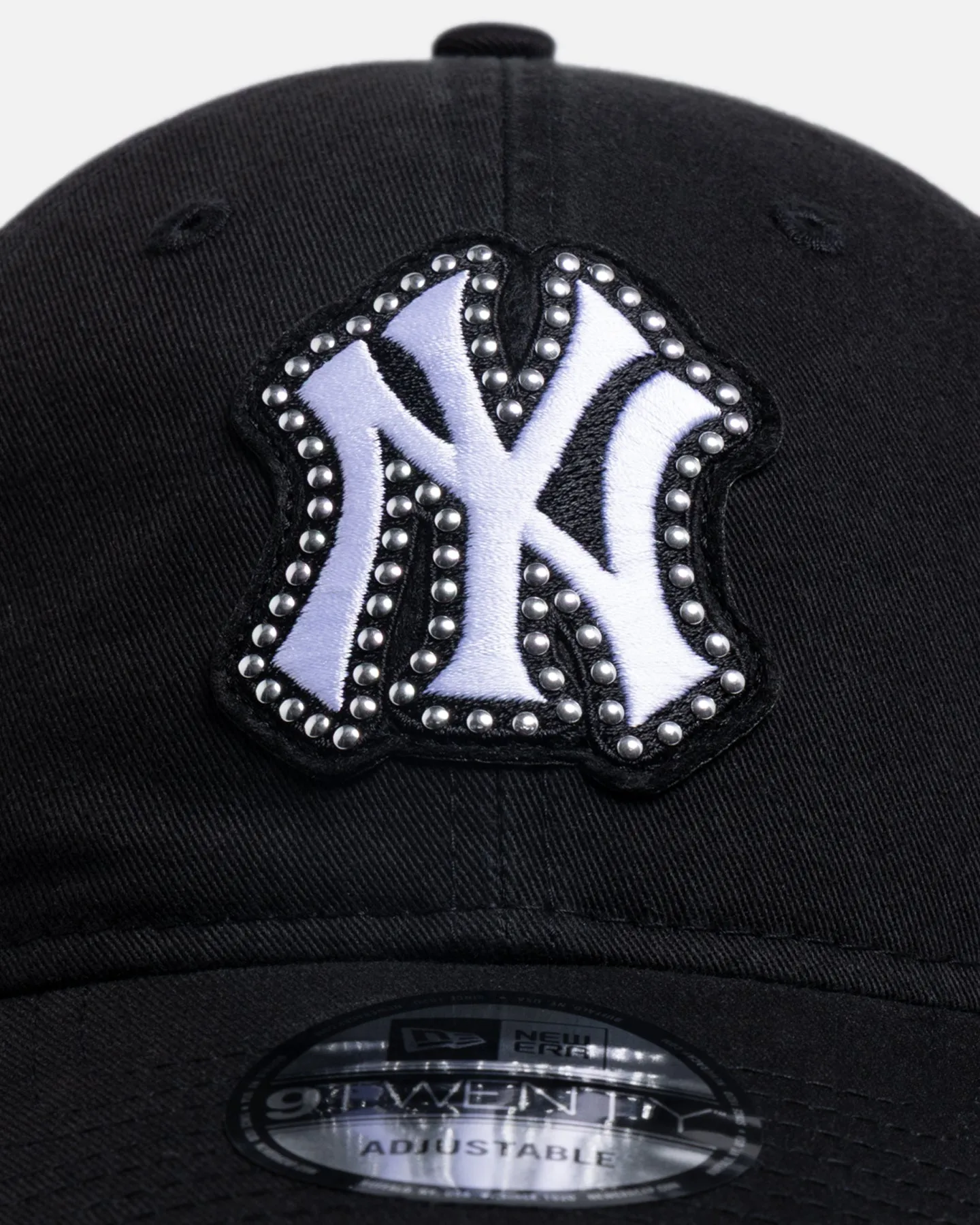New Era New York Yankees 'Studs' 9TWENTY Strapback Black sold by Culture Kings product image thumbnail 5