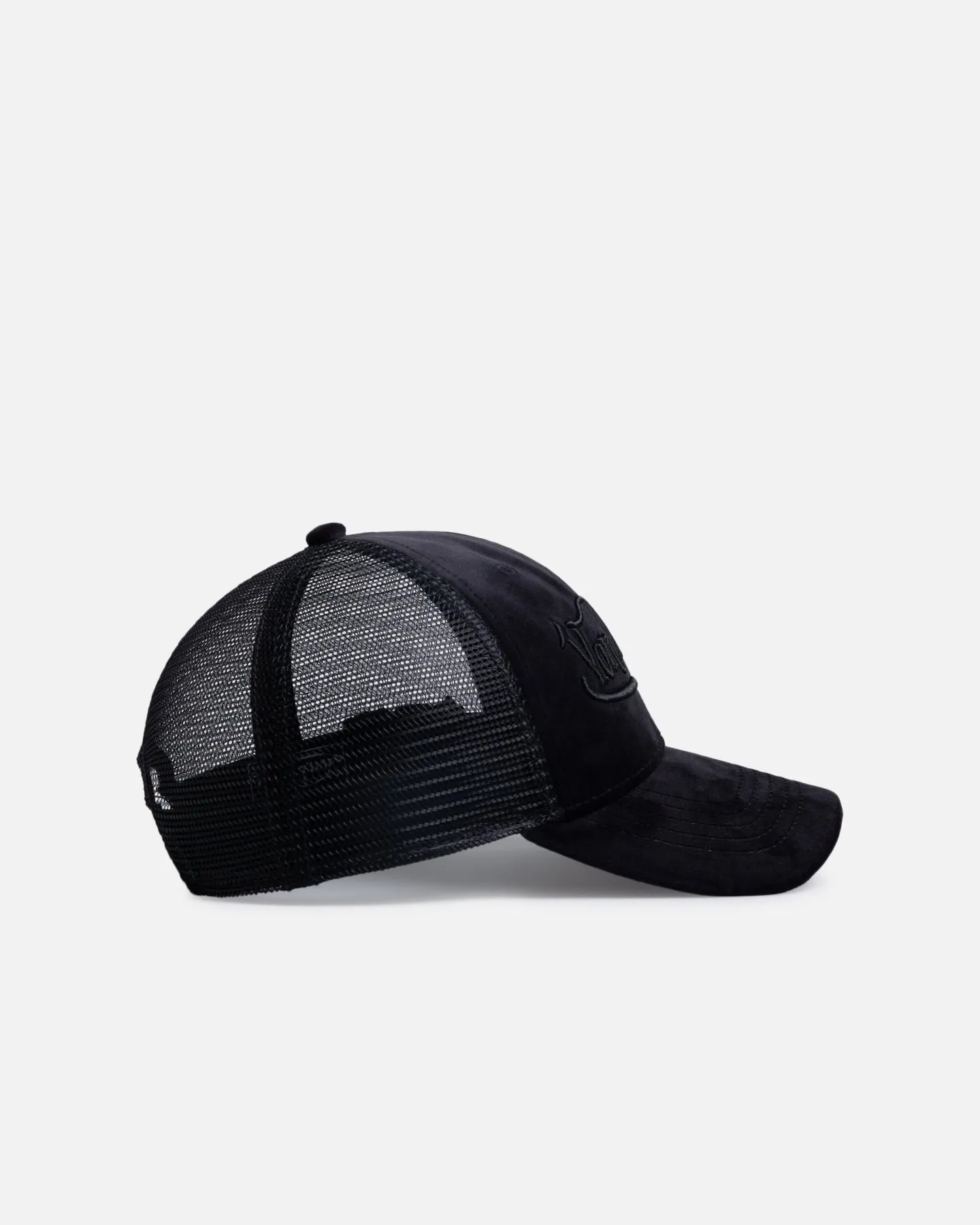 Von Dutch Signature Velvet Trucker Snapback Black sold by Culture Kings product image thumbnail 3