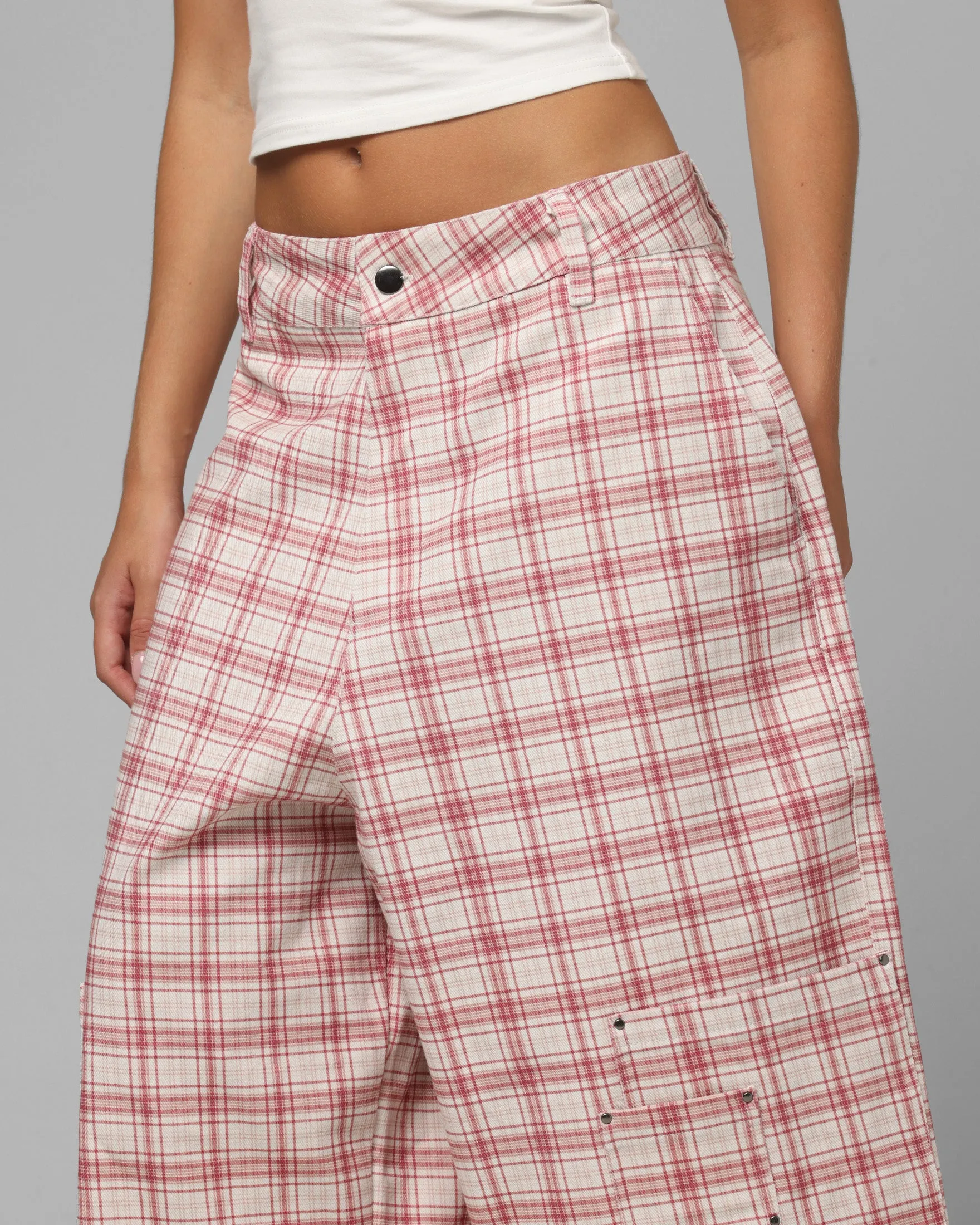 Loiter Utility Cargo Shorts Pink Check sold by Culture Kings product image thumbnail 4