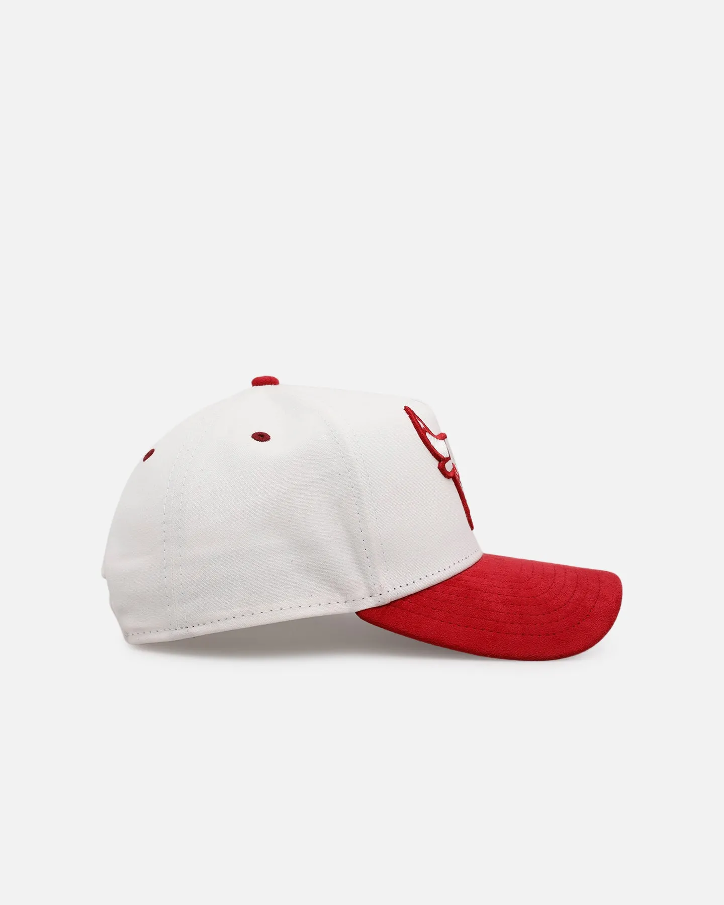New Era Chicago Bulls 'Cardinal Suede' 9FORTY A-Frame Snapback Cardinal sold by Culture Kings product image thumbnail 3