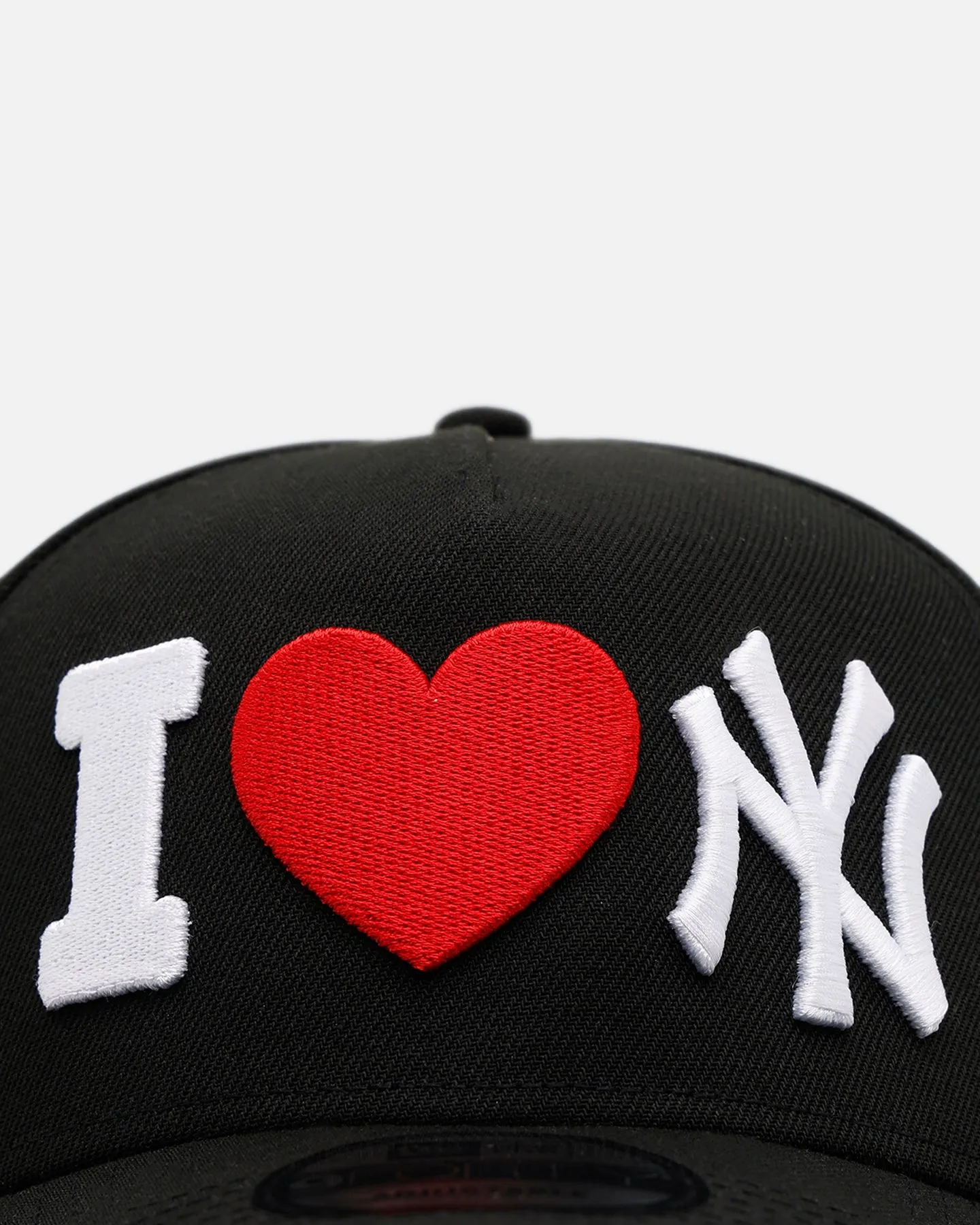 New Era New York Yankees 'Love' 9FORTY A-Frame Snapback Black sold by Culture Kings product image thumbnail 5