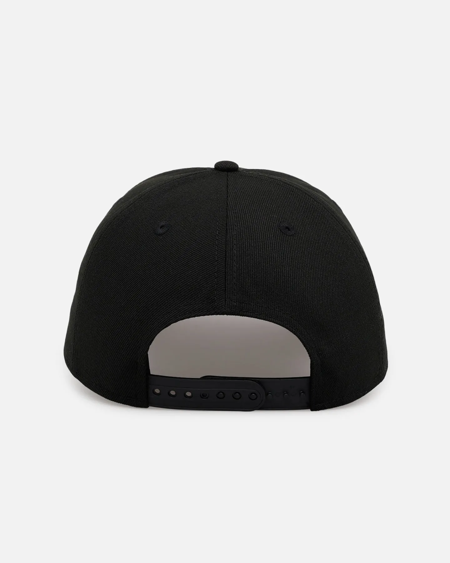 New Era New York Yankees 'Love' 9FORTY A-Frame Snapback Black sold by Culture Kings product image thumbnail 2