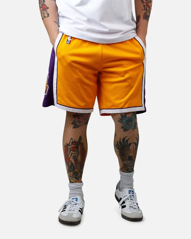 Mitchell & Ness Los Angeles Lakers 09' Swingman Shorts Yellow made by Mitchell & Ness