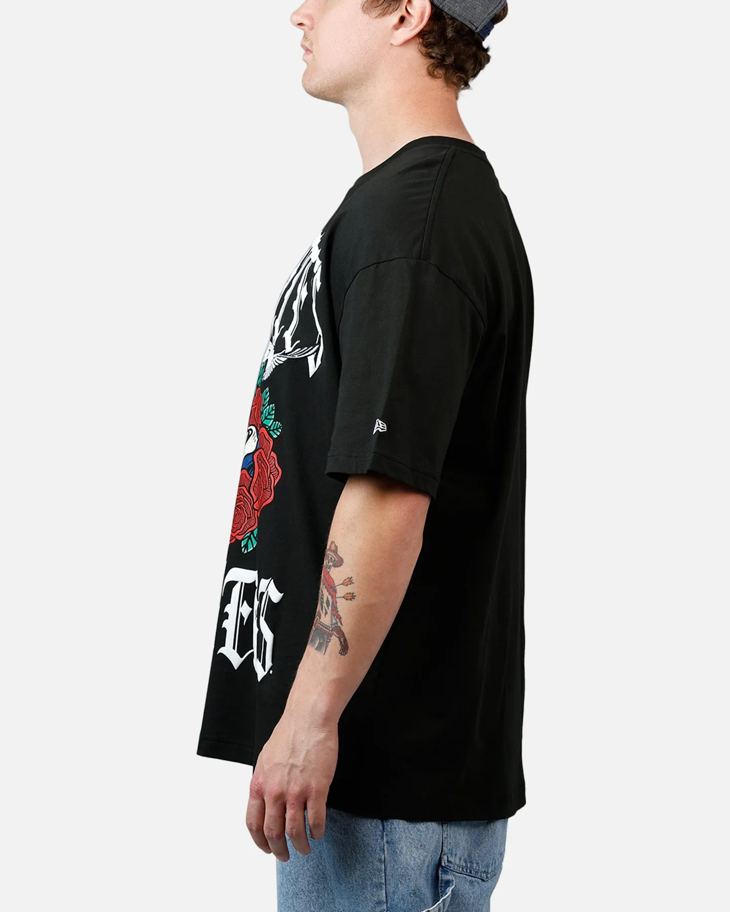 New Era Los Angeles Dodgers Praying Hands T-Shirt Black sold by Culture Kings product image thumbnail 5