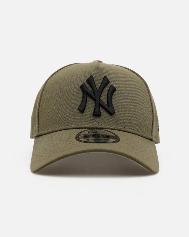 New Era New York Yankees 'Easy Olive' 9FORTY A-Frame Snapback Olive made by New Era