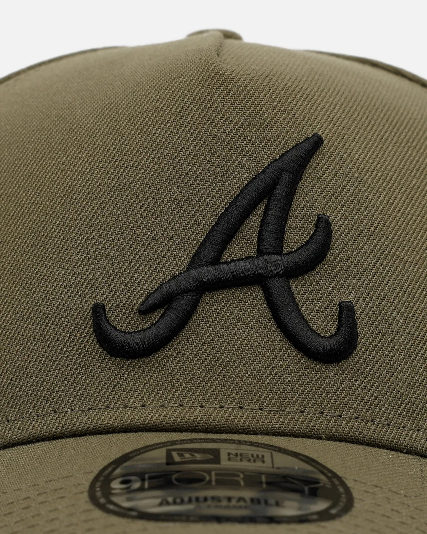 New Era Atlanta Braves 'Easy Olive' 9FORTY A-Frame Snapback Olive sold by Culture Kings product image thumbnail 5