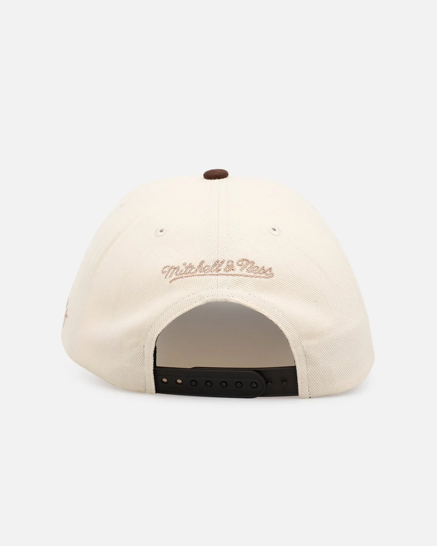 Mitchell & Ness New York Yankees 'Hand Stitch' Deadstock Snapback Brown sold by Culture Kings product image thumbnail 2