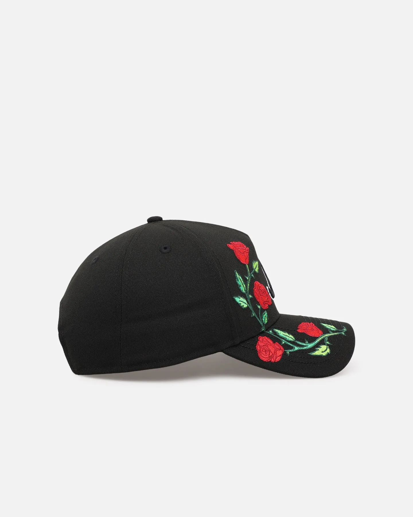New Era Atlanta Braves 'Garden' 9FORTY A-Frame Snapback Black sold by Culture Kings product image thumbnail 3