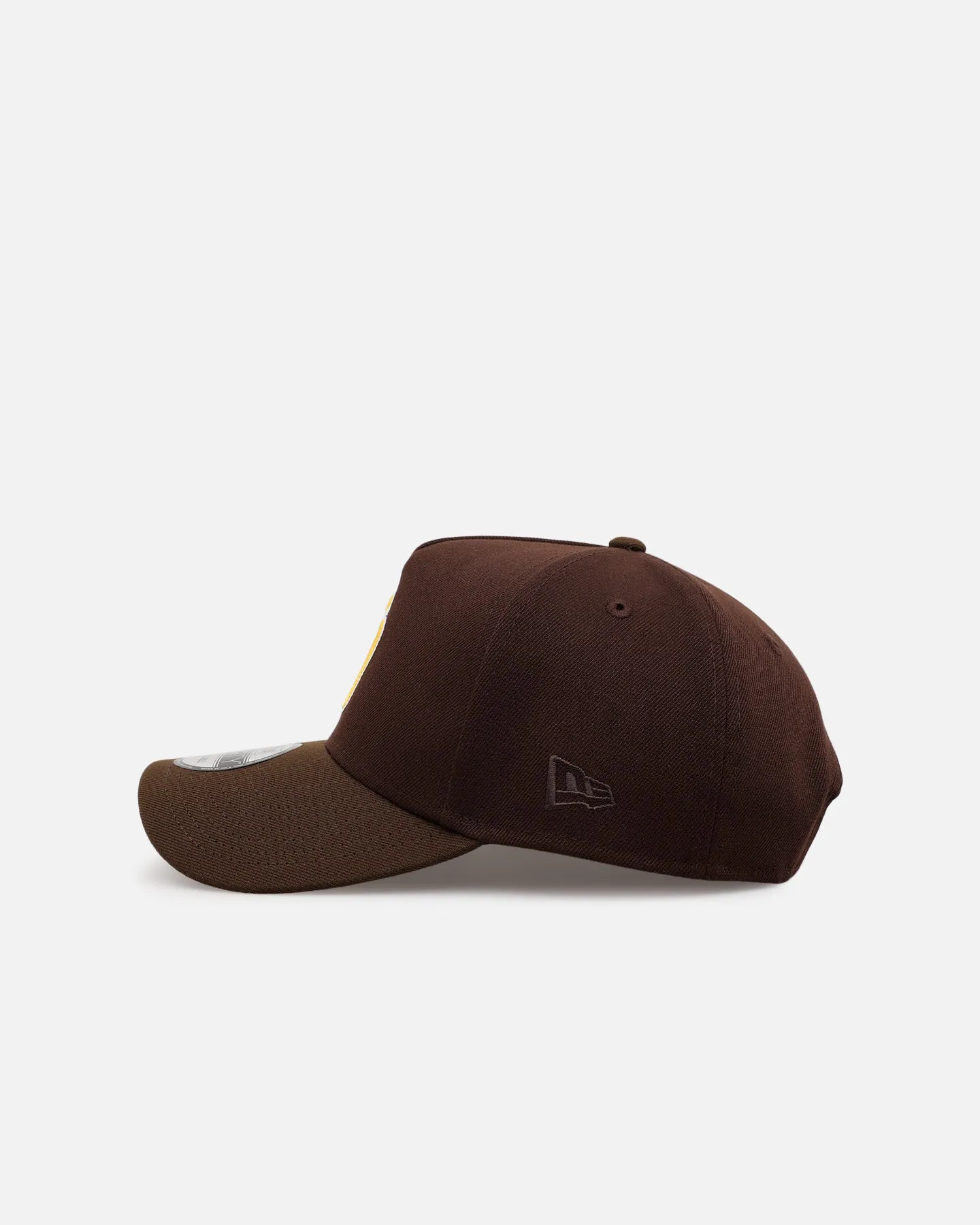 New Era San Diego Padres 'Sneaky Two-Tone' 9FORTY A-Frame Snapback Original Team Colours sold by Culture Kings product image thumbnail 4