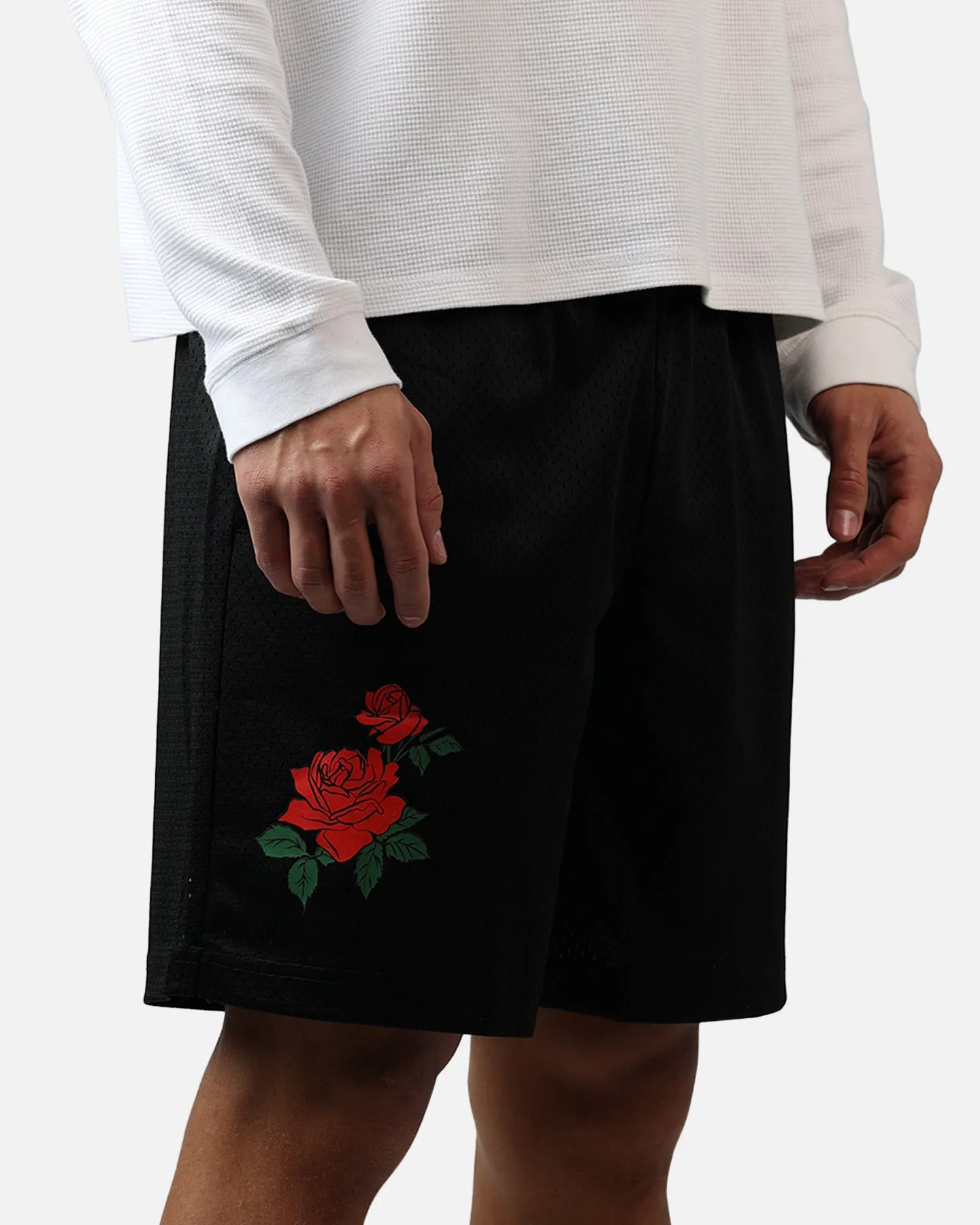 New Era New York Yankees Rose Shorts Black sold by Culture Kings product image thumbnail 4