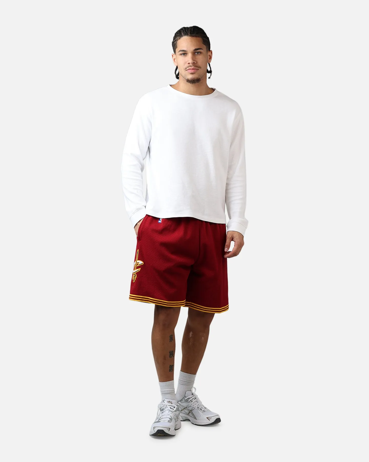 Mitchell & Ness Cleveland Cavaliers '15 Road Swingman Shorts Cardinal sold by Culture Kings product image thumbnail 2