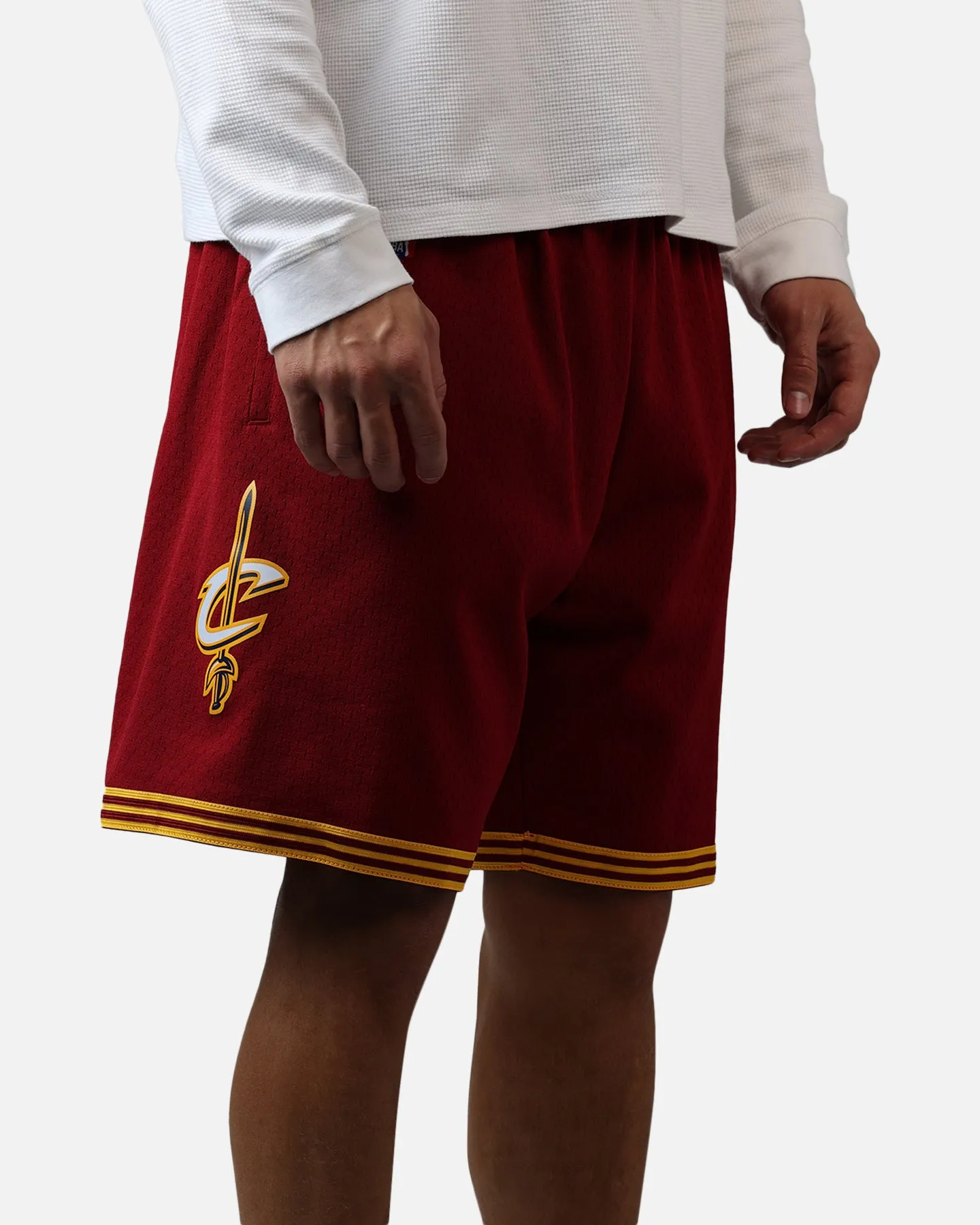 Mitchell & Ness Cleveland Cavaliers '15 Road Swingman Shorts Cardinal sold by Culture Kings product image thumbnail 3