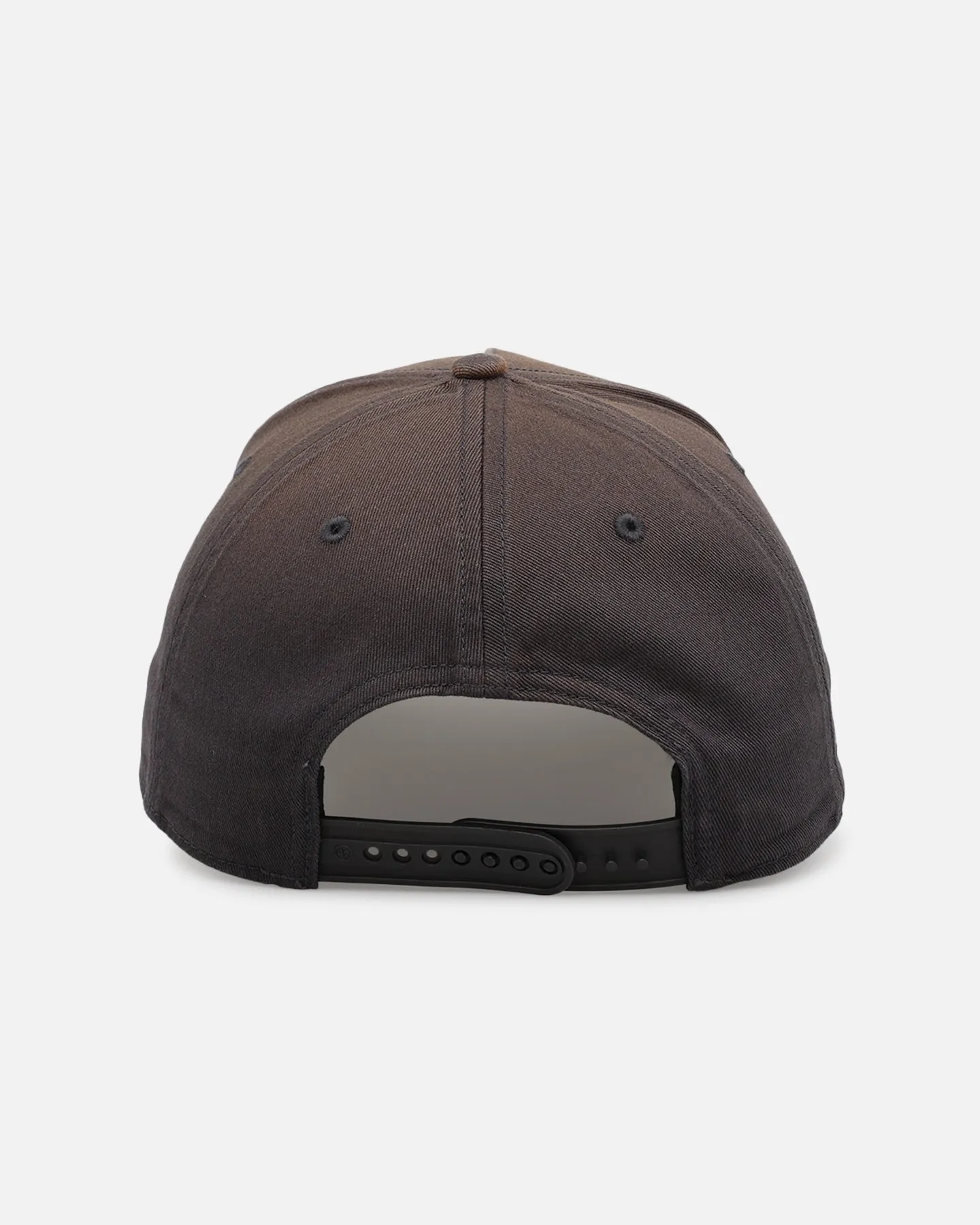 47 Brand New York Yankees 'Sun Fade' in 47 Offside Snapback Charcoal sold by Culture Kings product image thumbnail 2