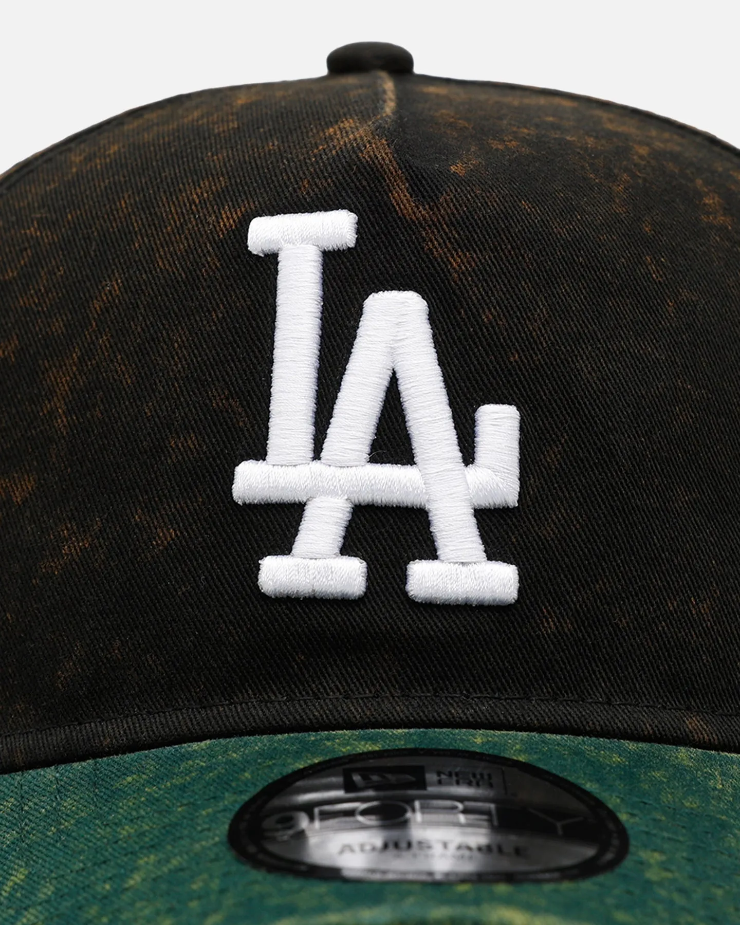 New Era Los Angeles Dodgers 'Washed Green 2.0' 9FORTY A-Frame Snapback Black/Green sold by Culture Kings product image thumbnail 5
