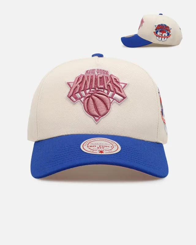 Mitchell & Ness New York Knicks 'Pink Team Logo' Pro Pinch Snapback Off White made by Mitchell & Ness