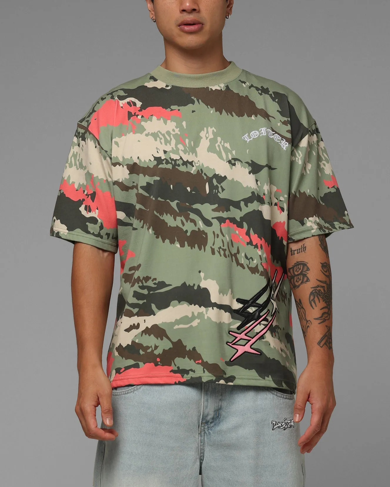 Loiter Hybrid Patch T-Shirt Camo sold by Culture Kings product image thumbnail 2