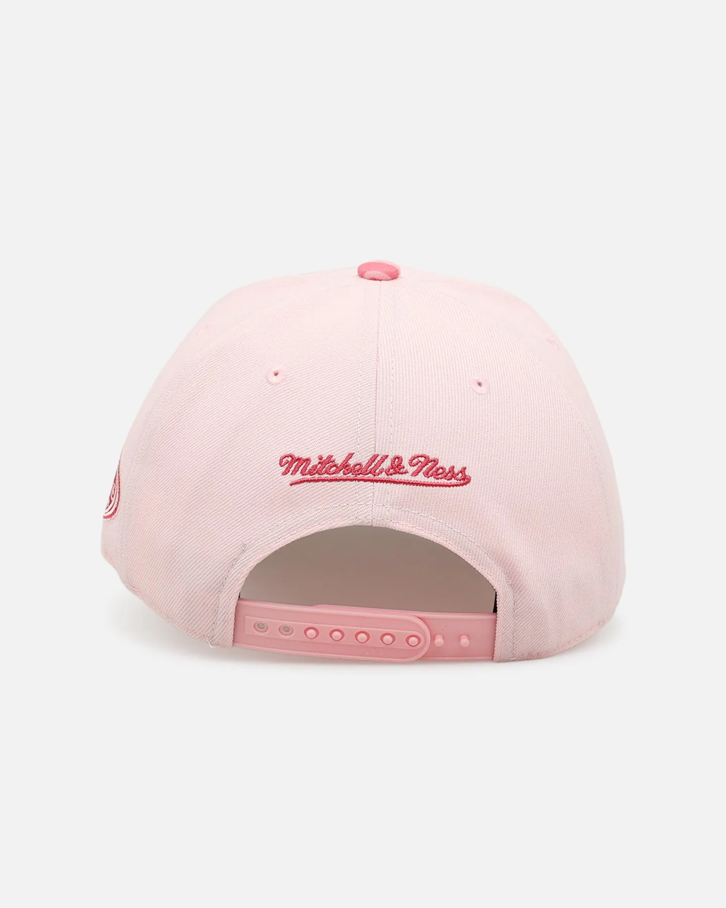 Mitchell & Ness New York Yankees 'Pink Camo' Pro Pinch Snapback Pink sold by Culture Kings product image thumbnail 2